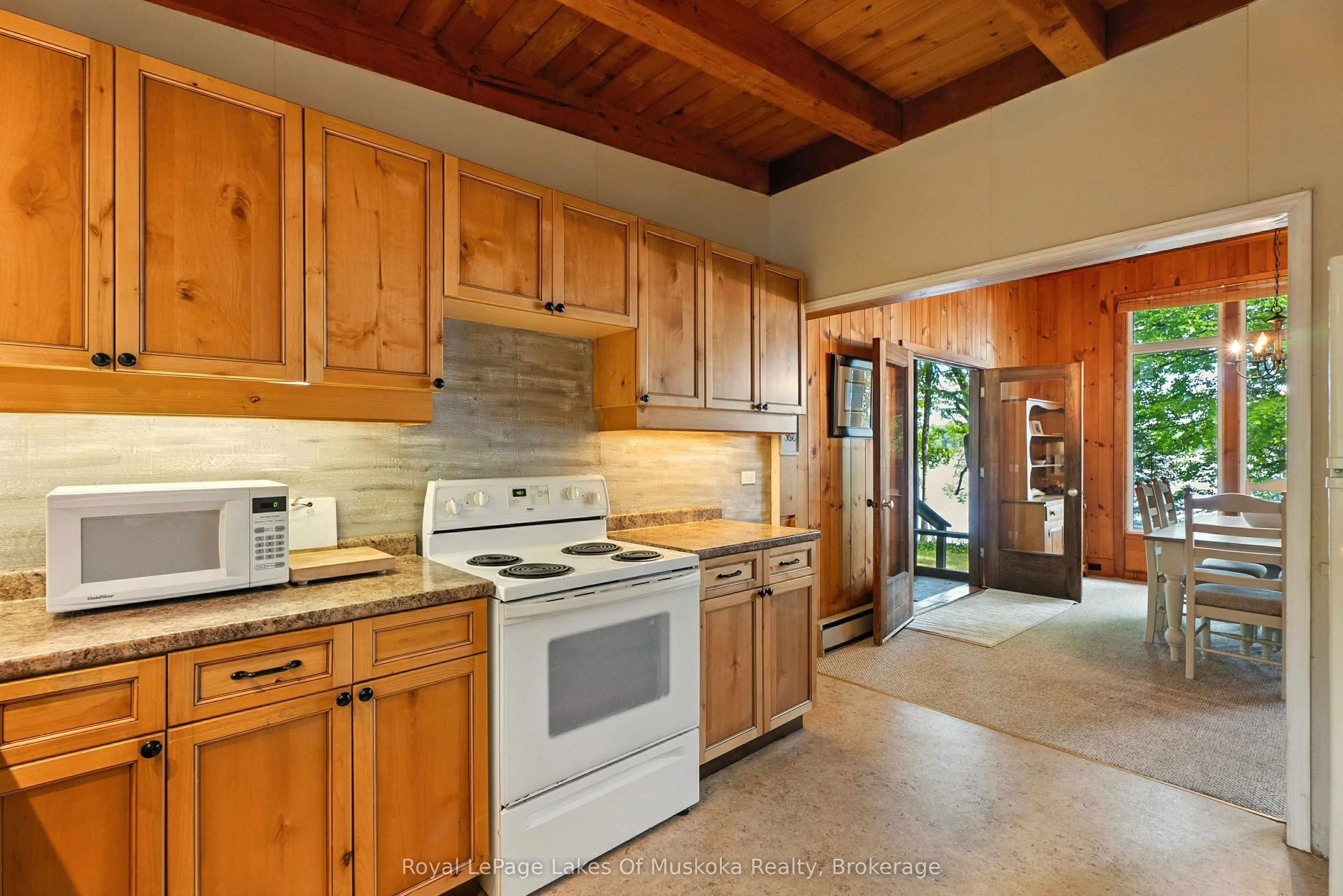 1053 Robson Lane