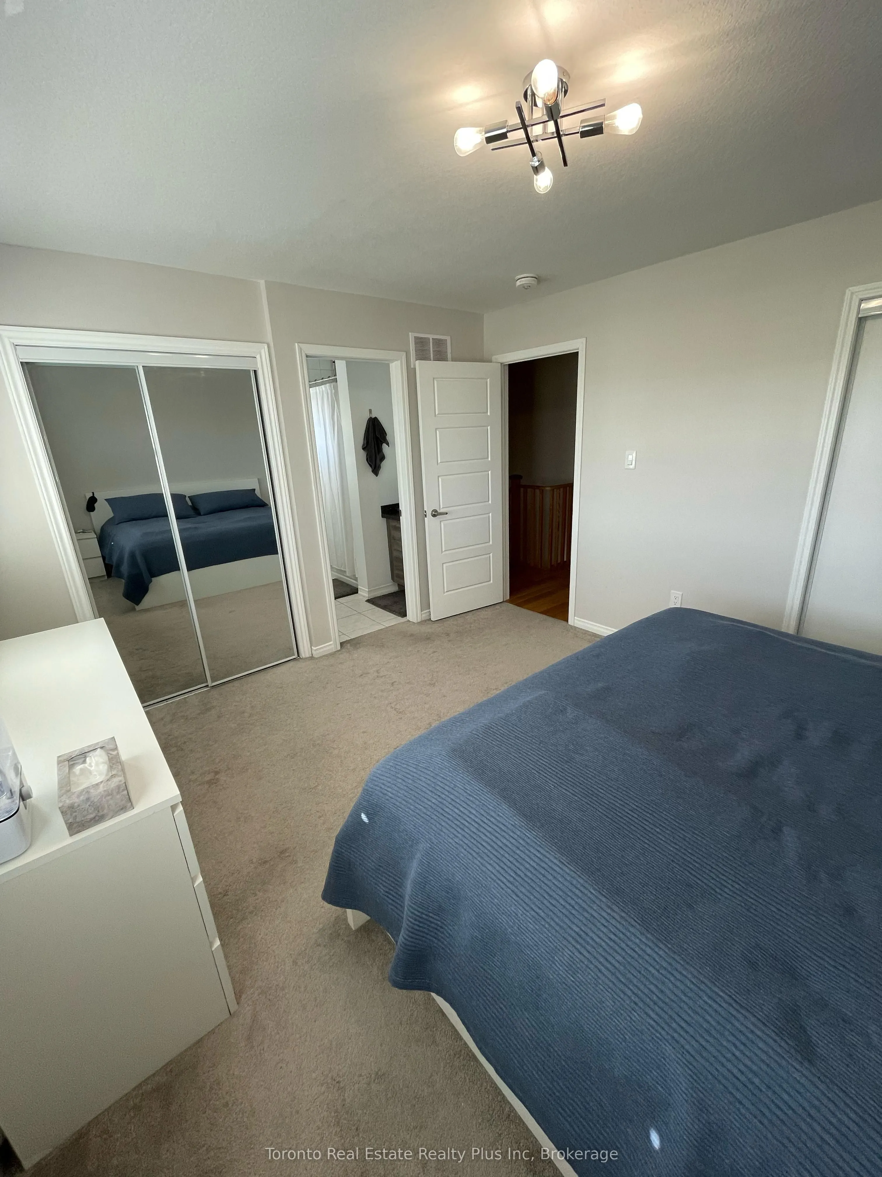48 Witteveen Drive