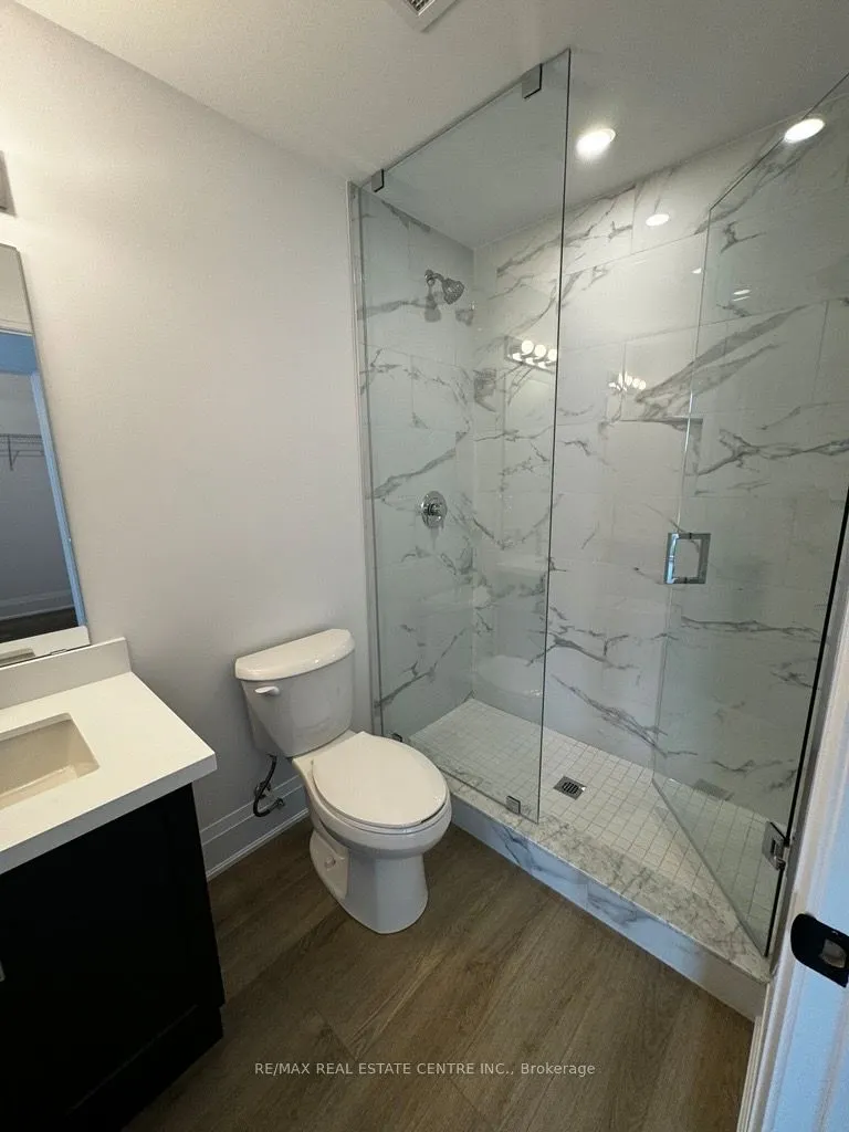 470 DUNDAS Street, #1005