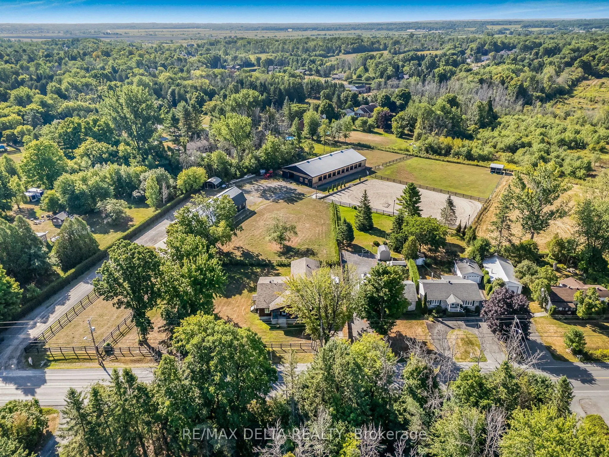 455 Front Road W