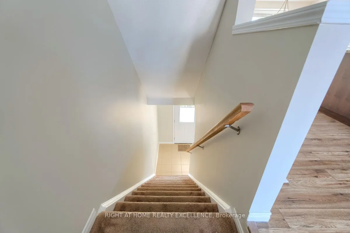 1971 Ottawa Street S, #61
