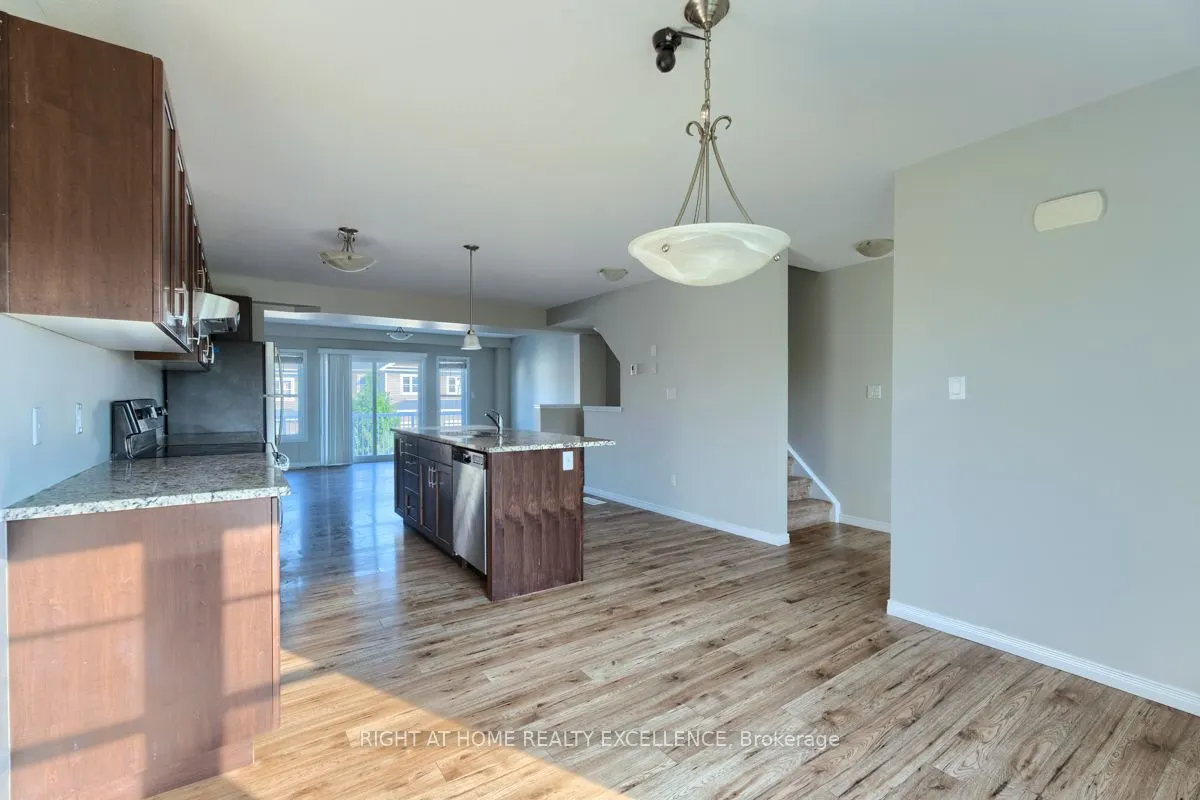 1971 Ottawa Street S, #61