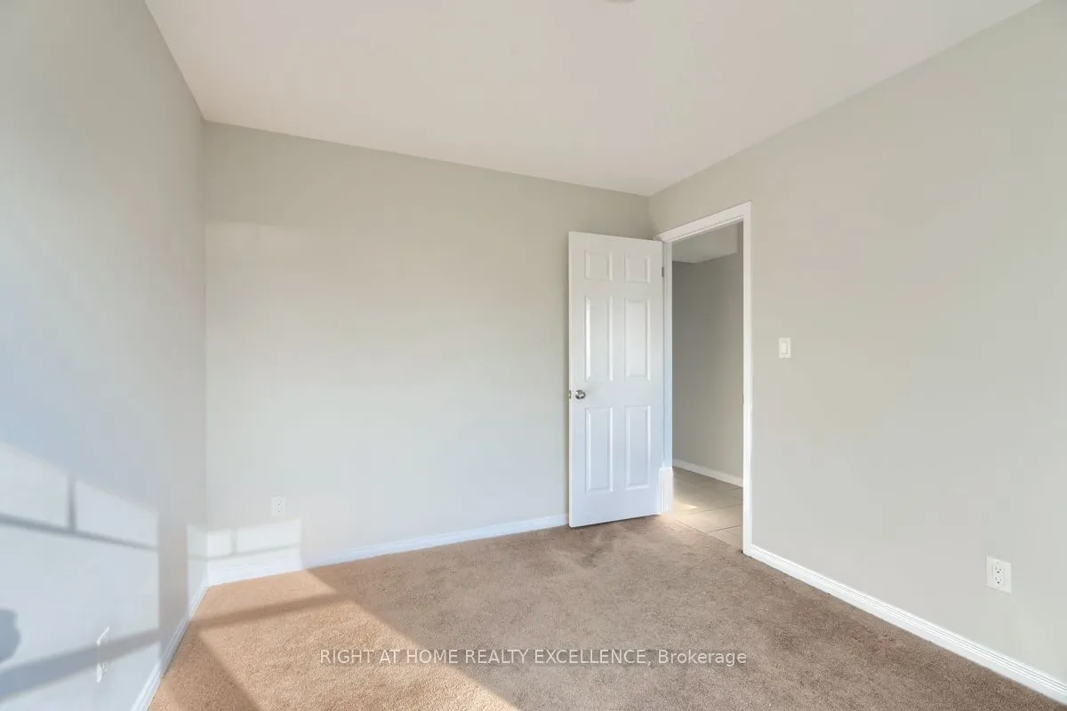 1971 Ottawa Street S, #61