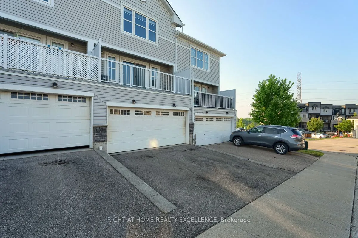 1971 Ottawa Street S, #61