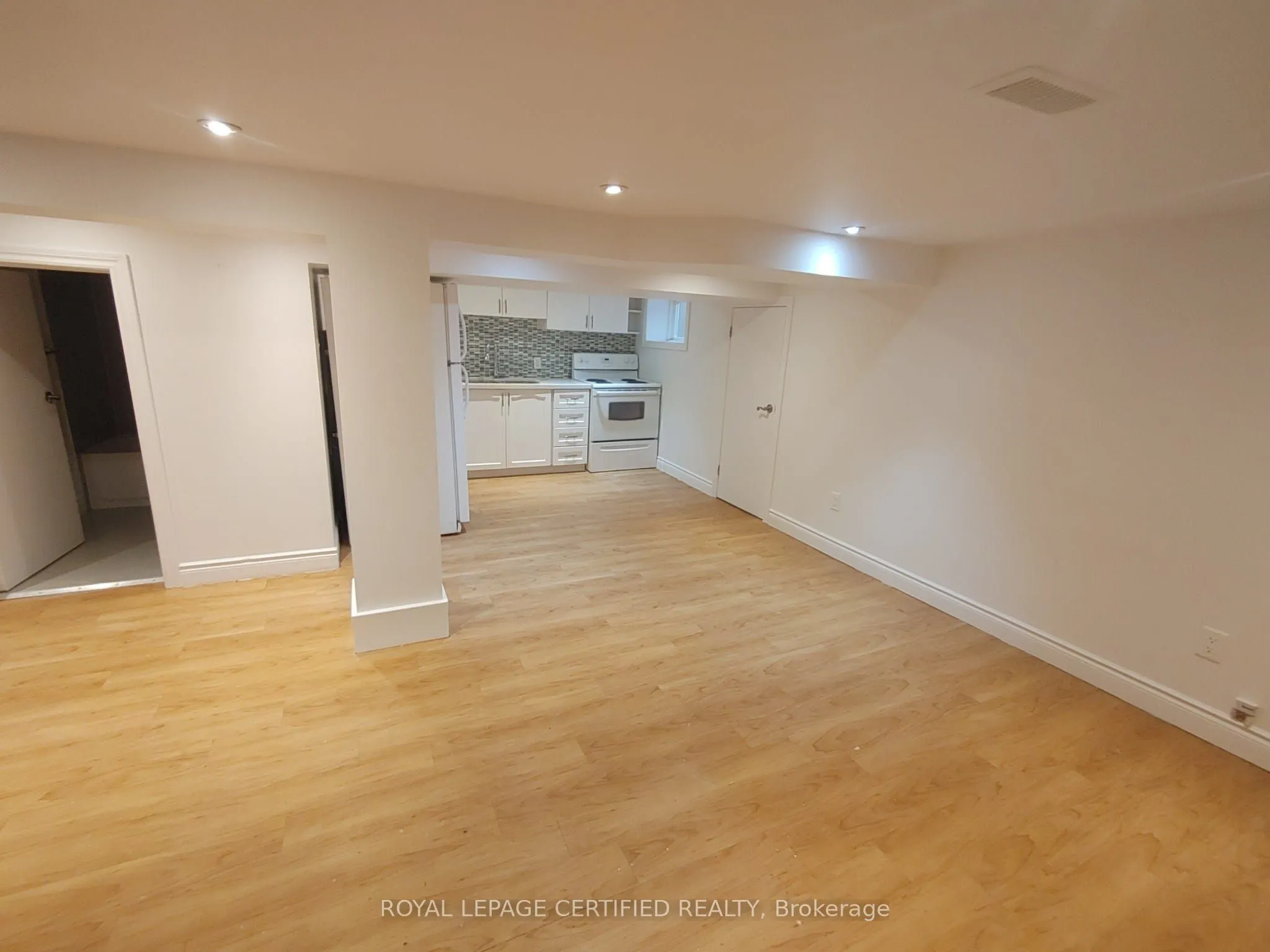 17 Carrick Avenue, #Basement