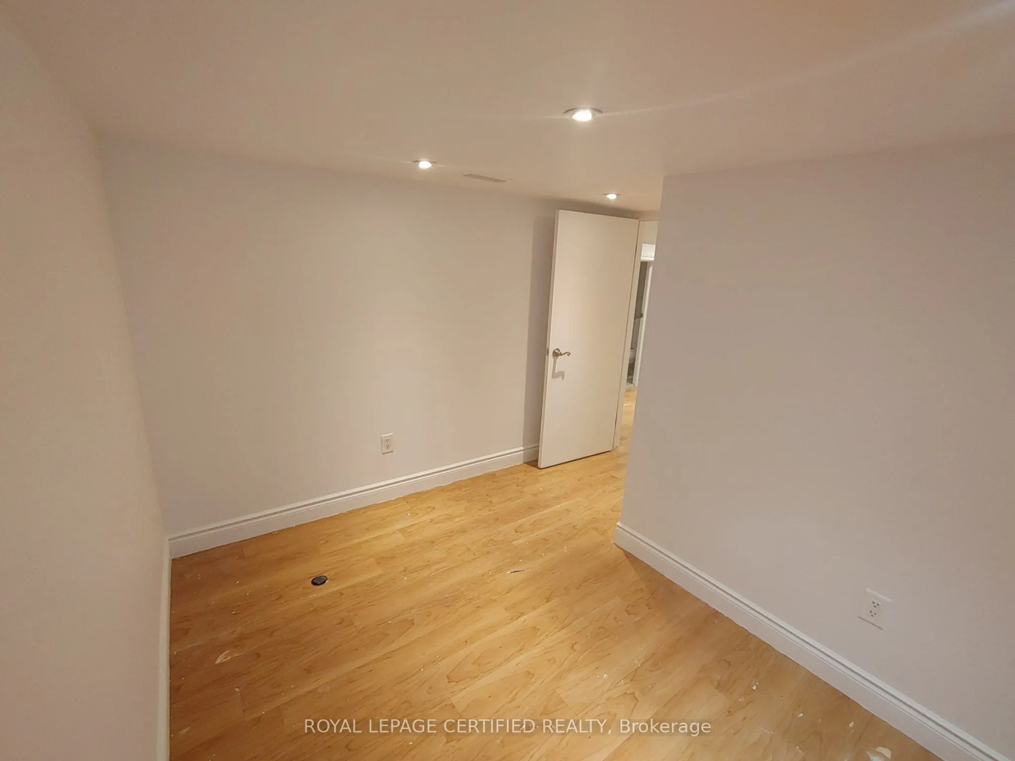 17 Carrick Avenue, #Basement