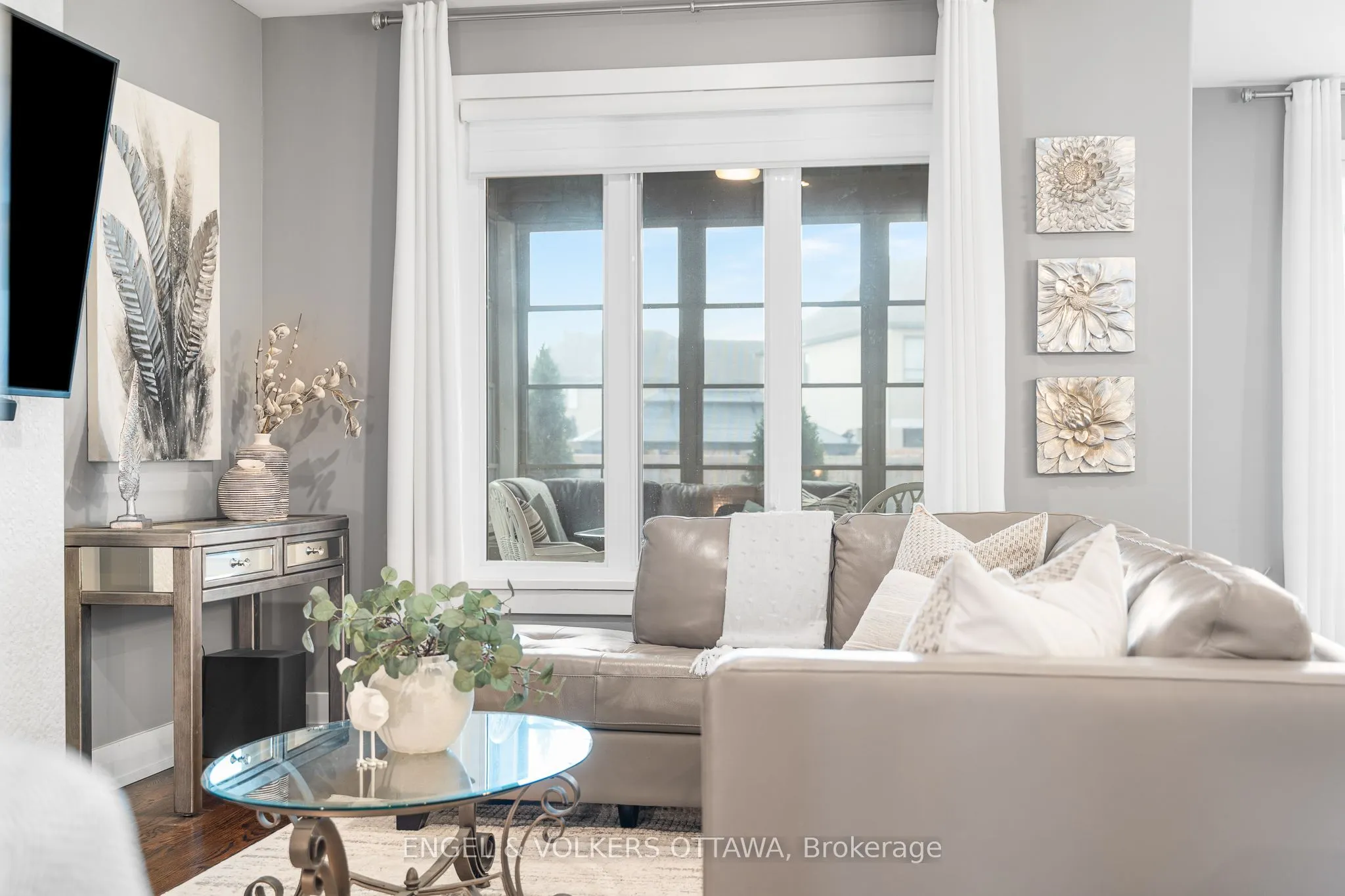 259 Purchase Crescent