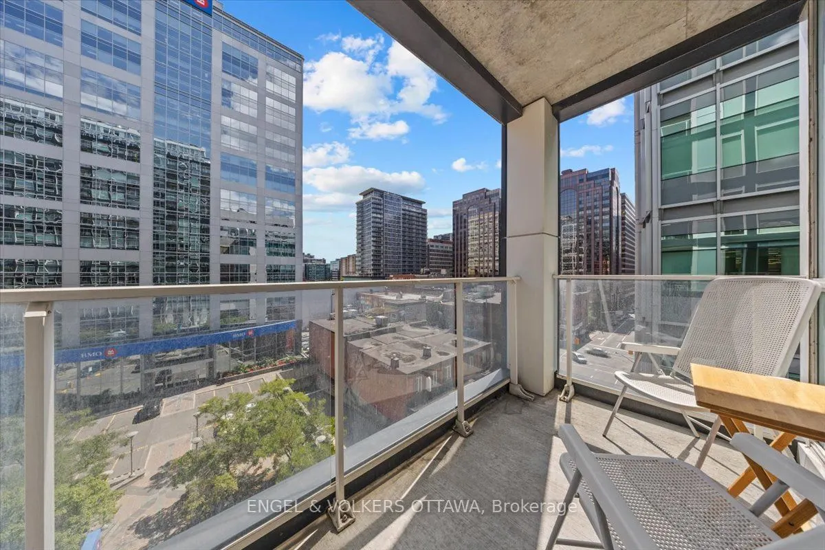 199 Slater Street, #709