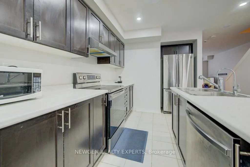 390 Linden Drive, #390