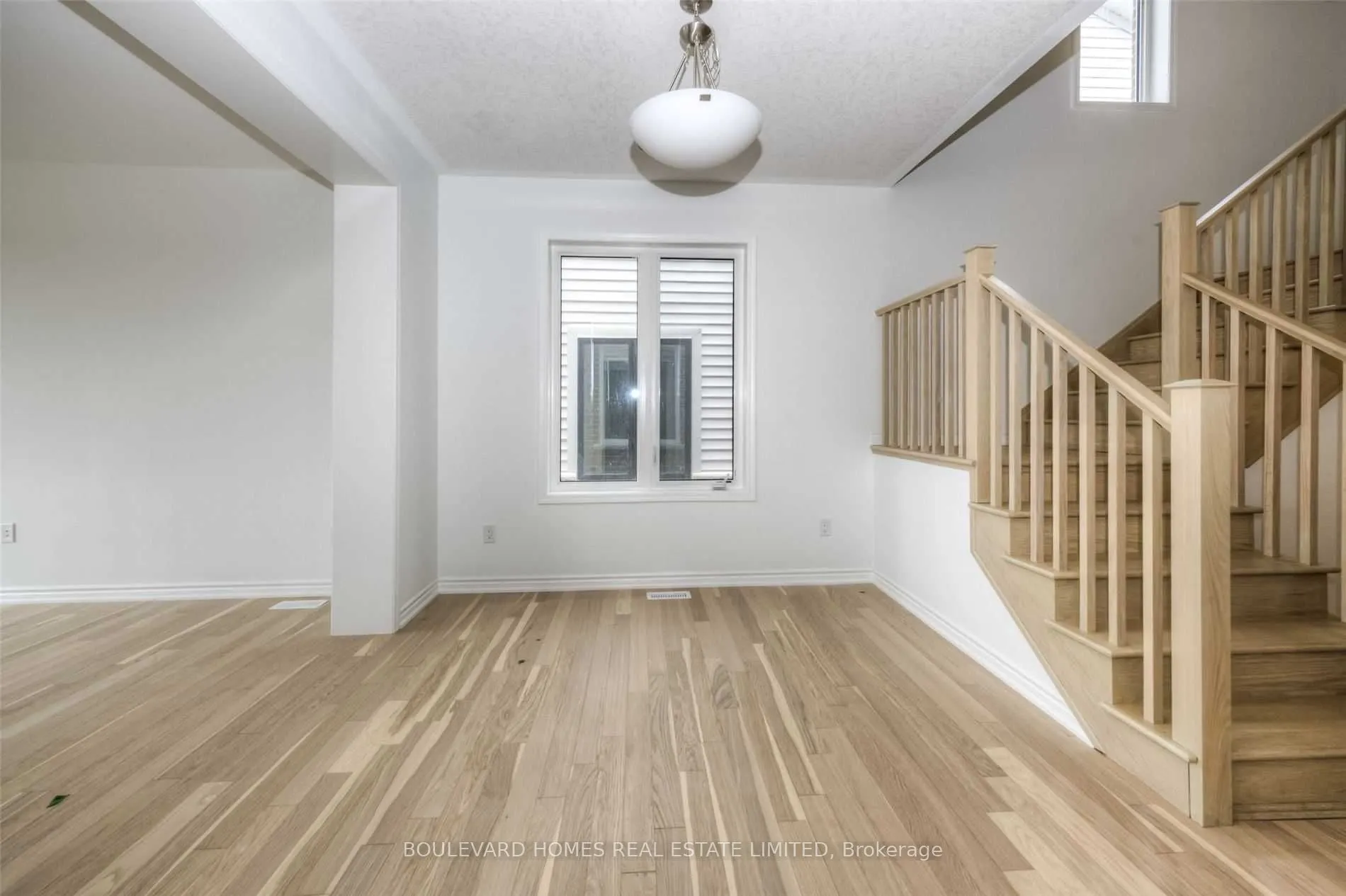 59 Routley Street