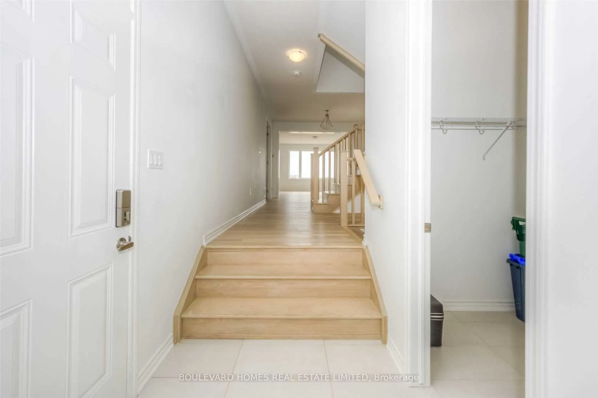 59 Routley Street