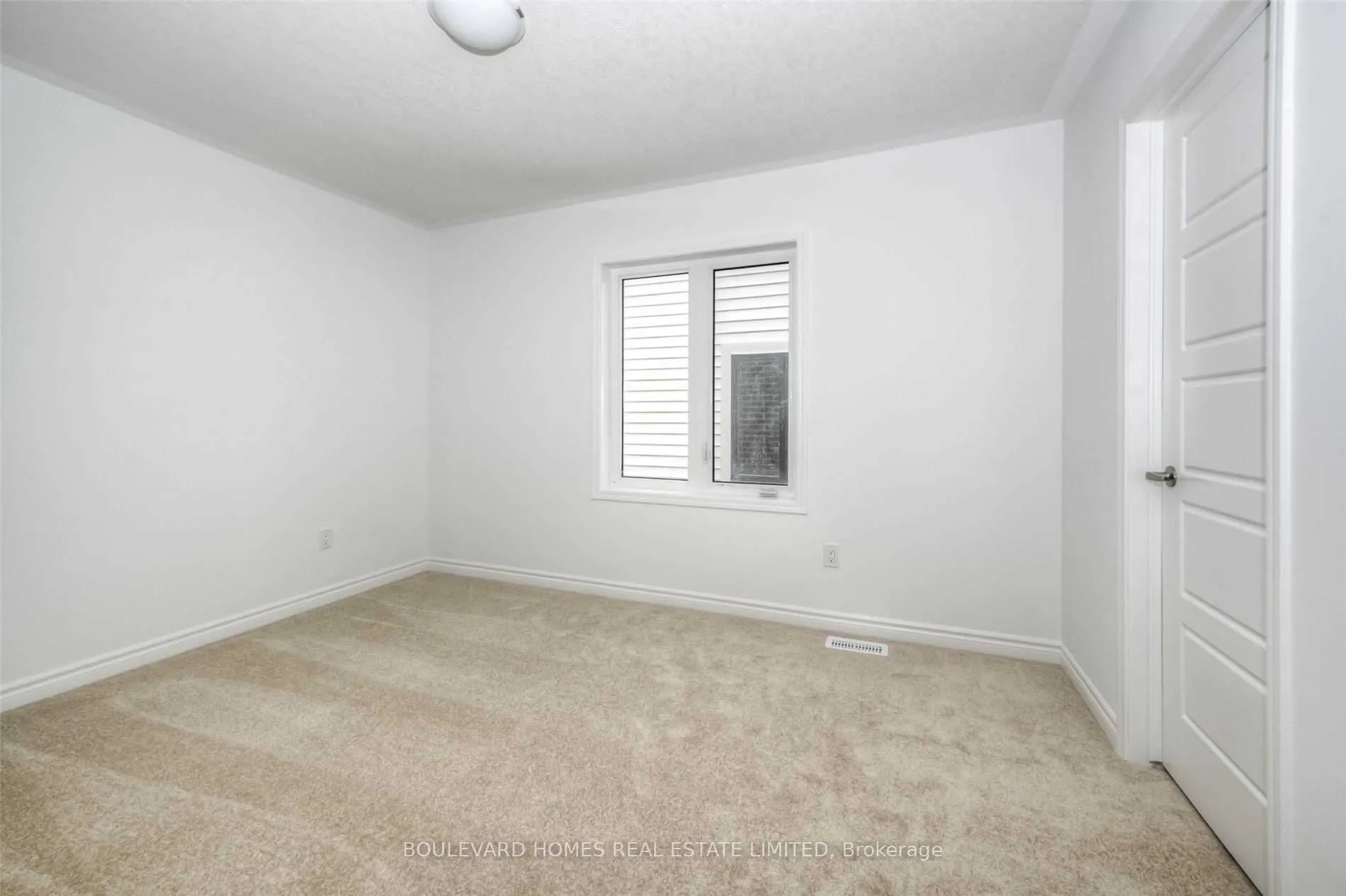 59 Routley Street