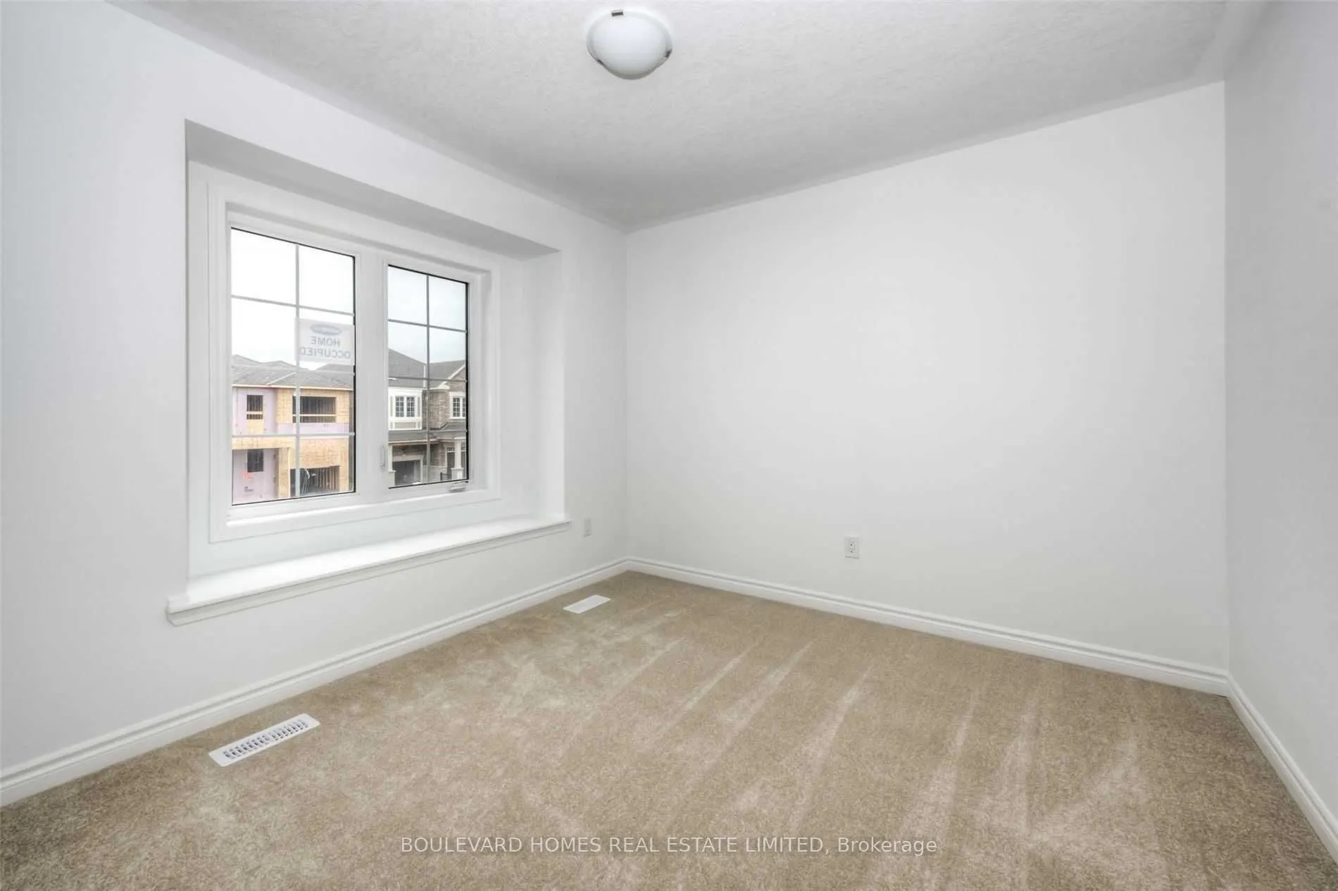 59 Routley Street