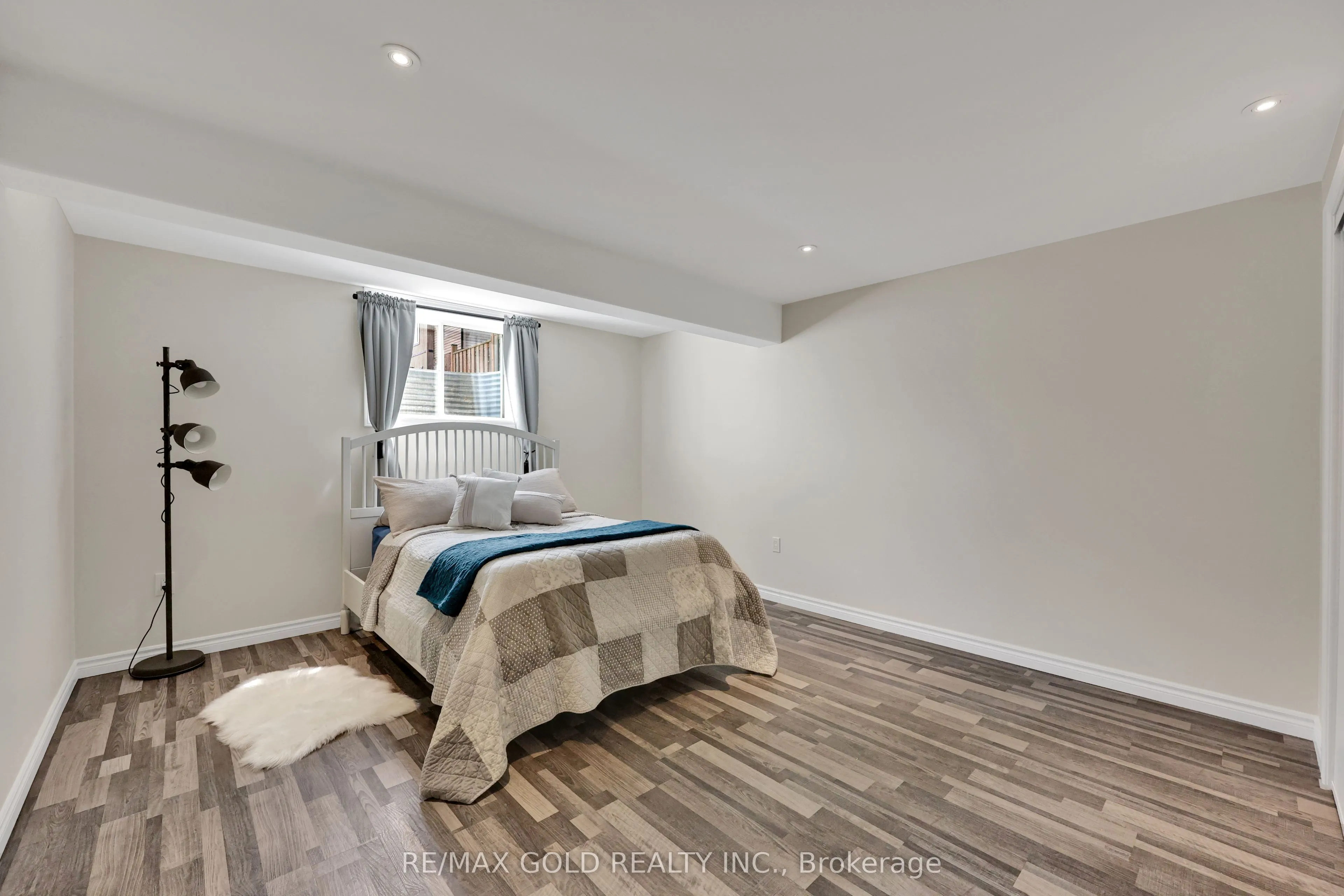 1460 Dunkirk Avenue