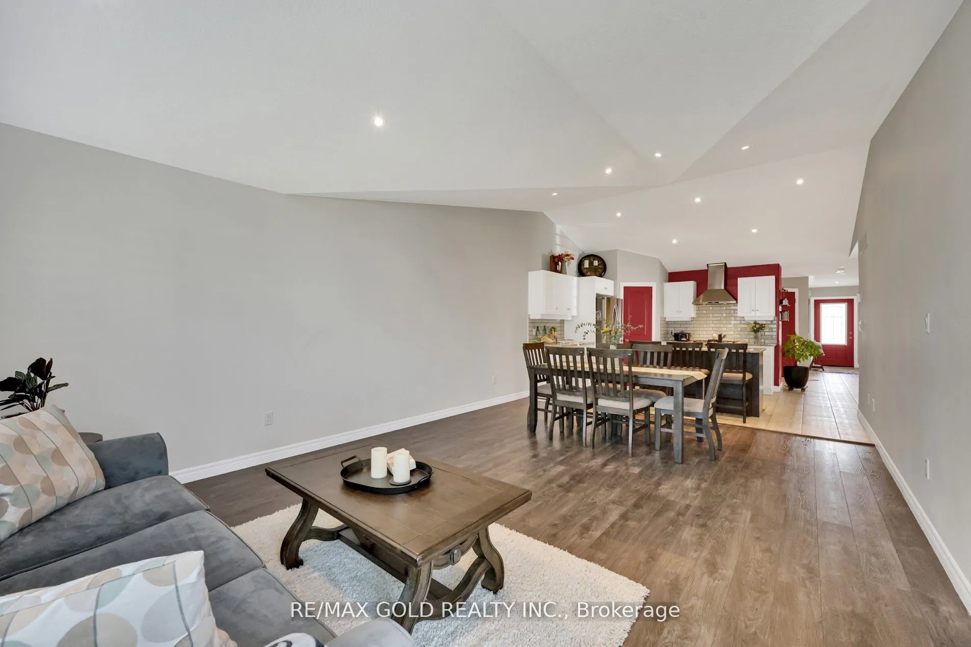 1460 Dunkirk Avenue