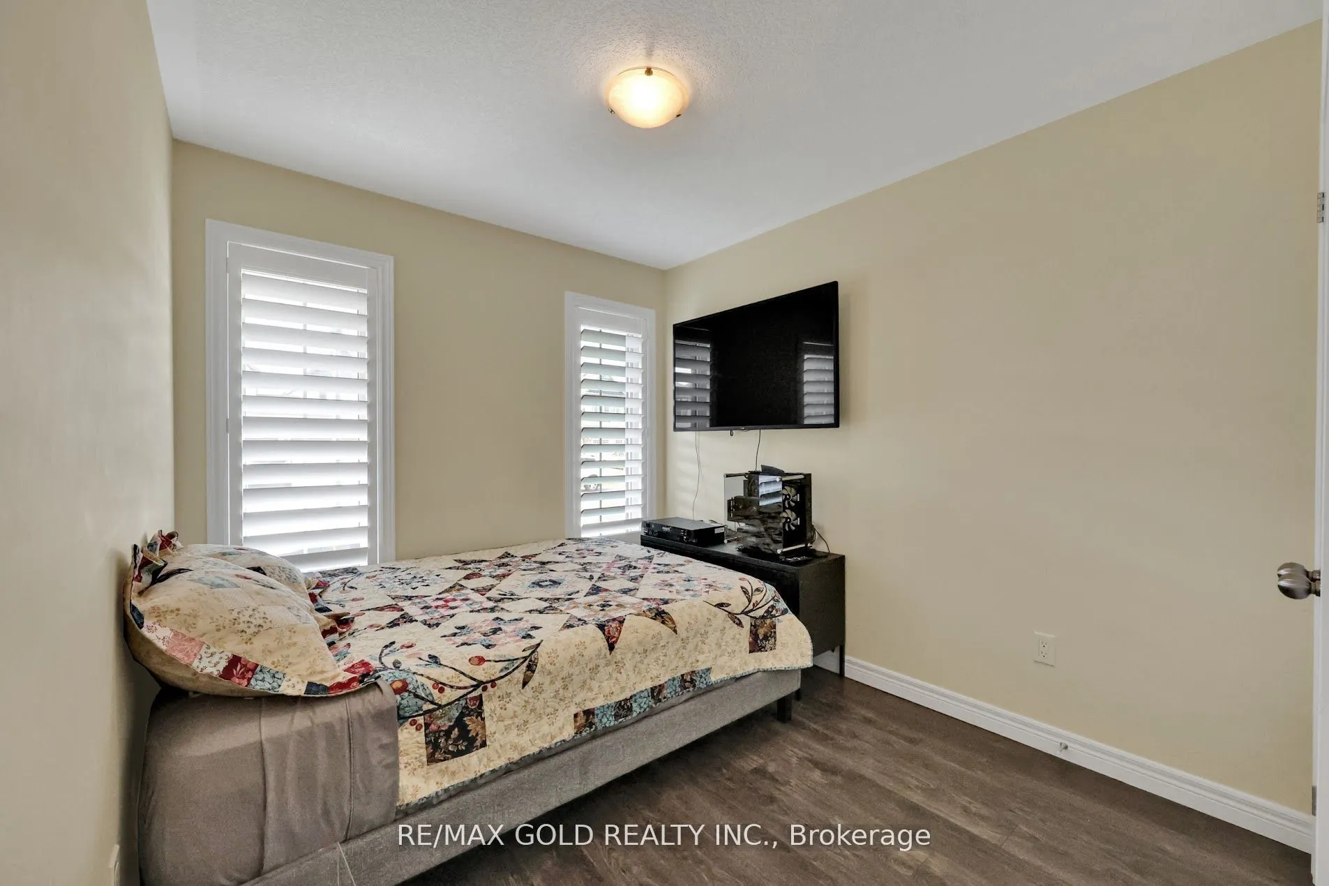 1460 Dunkirk Avenue