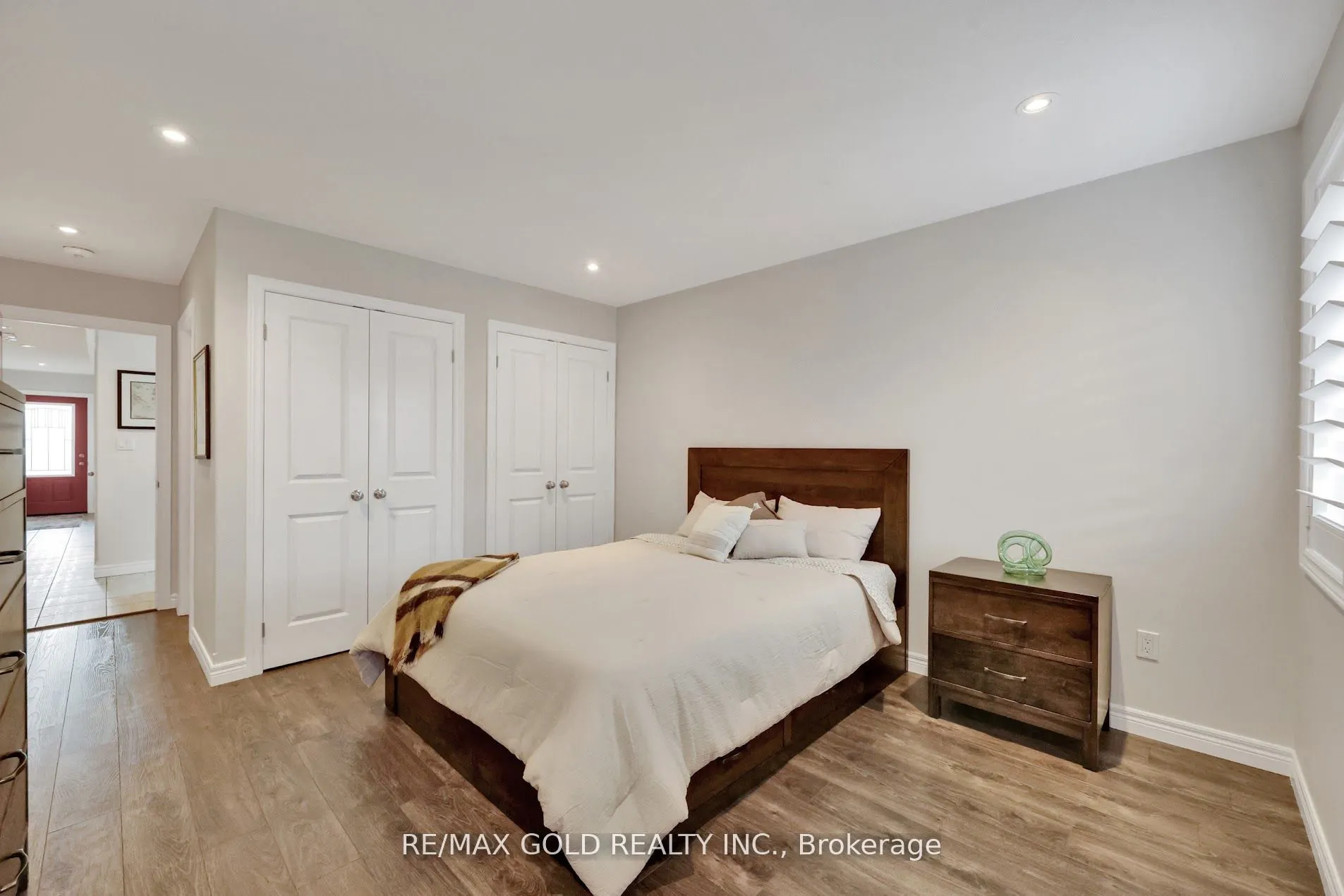 1460 Dunkirk Avenue