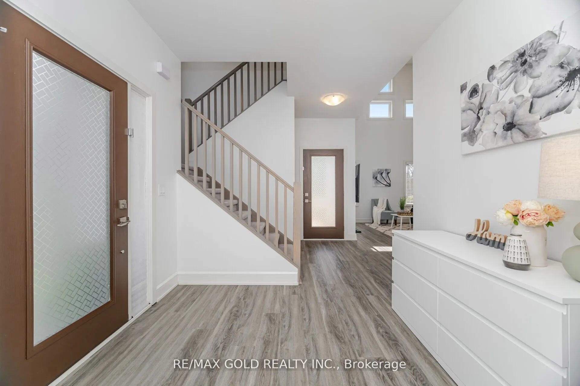 110 Fergus Avenue, #1