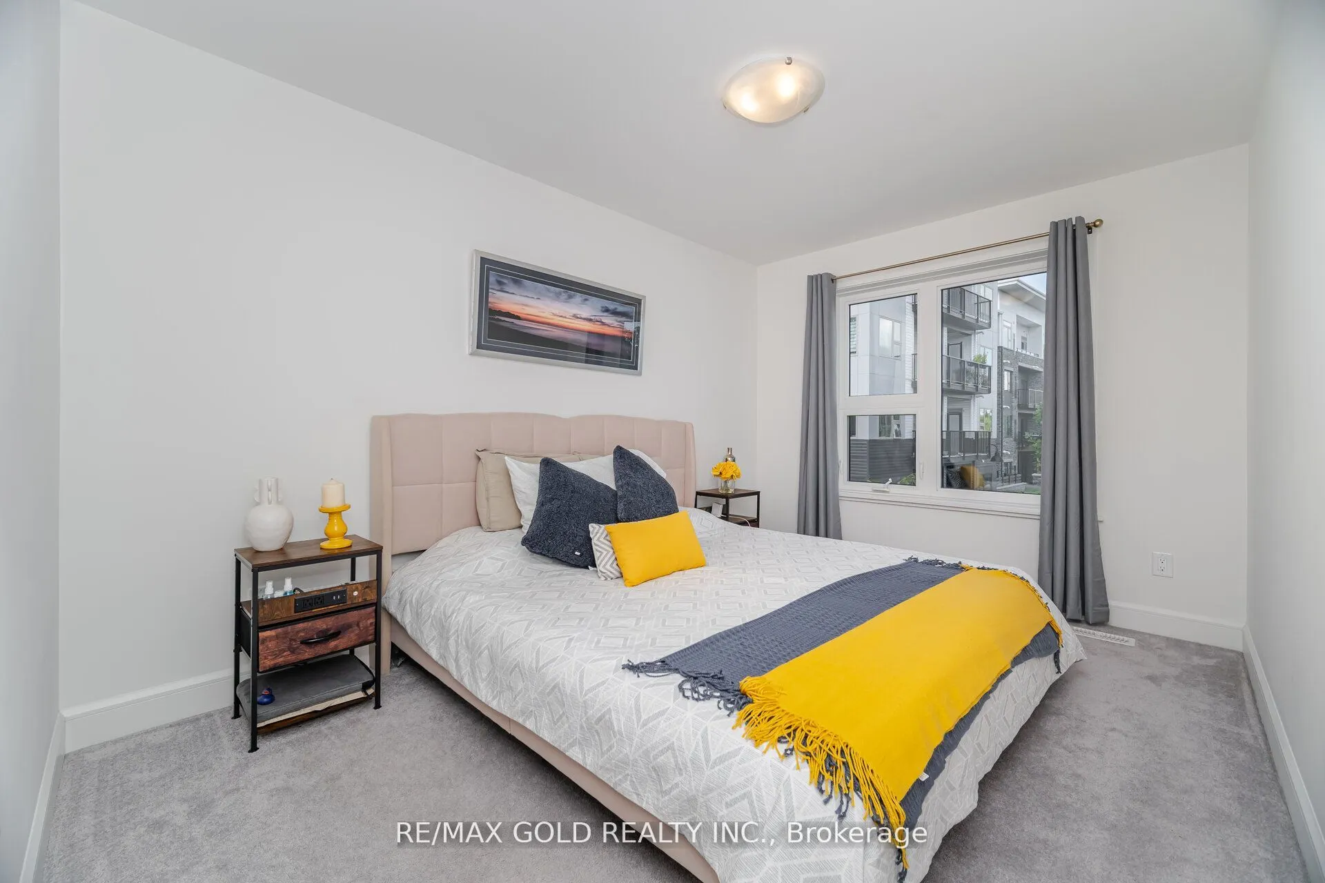 110 Fergus Avenue, #1