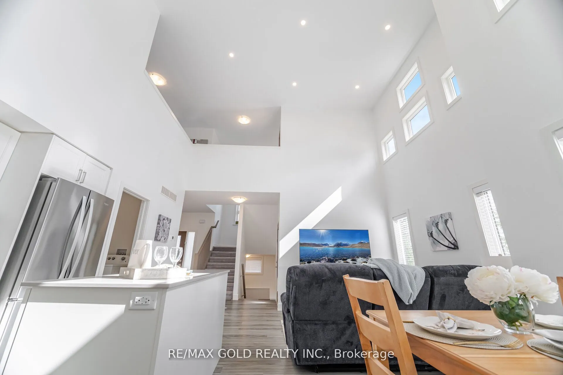 110 Fergus Avenue, #1