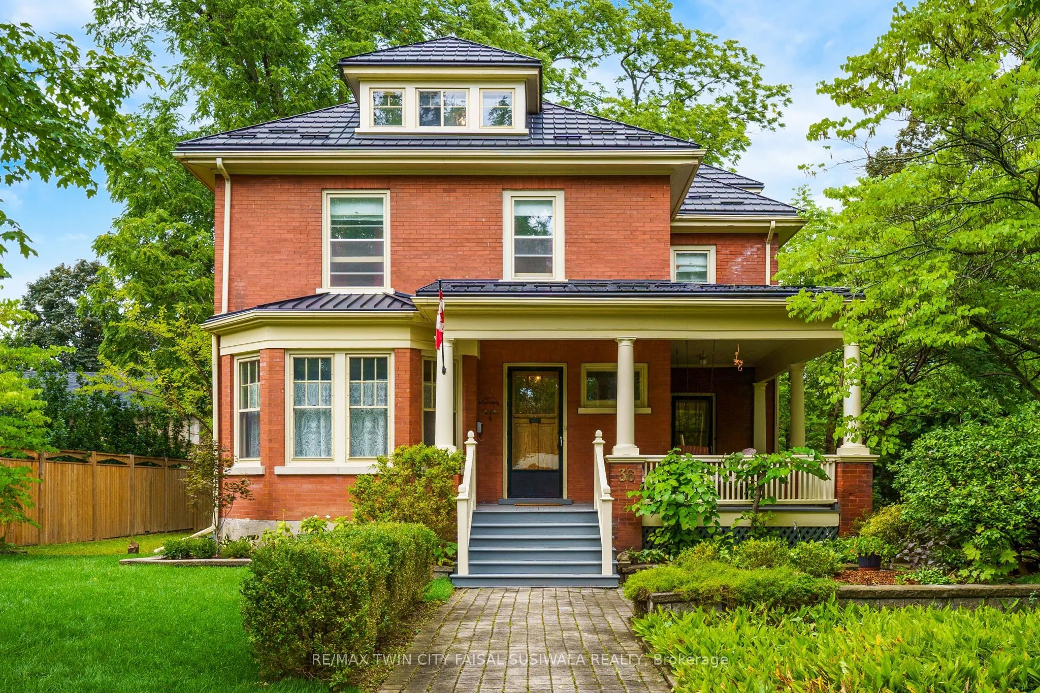 36 Wentworth Avenue