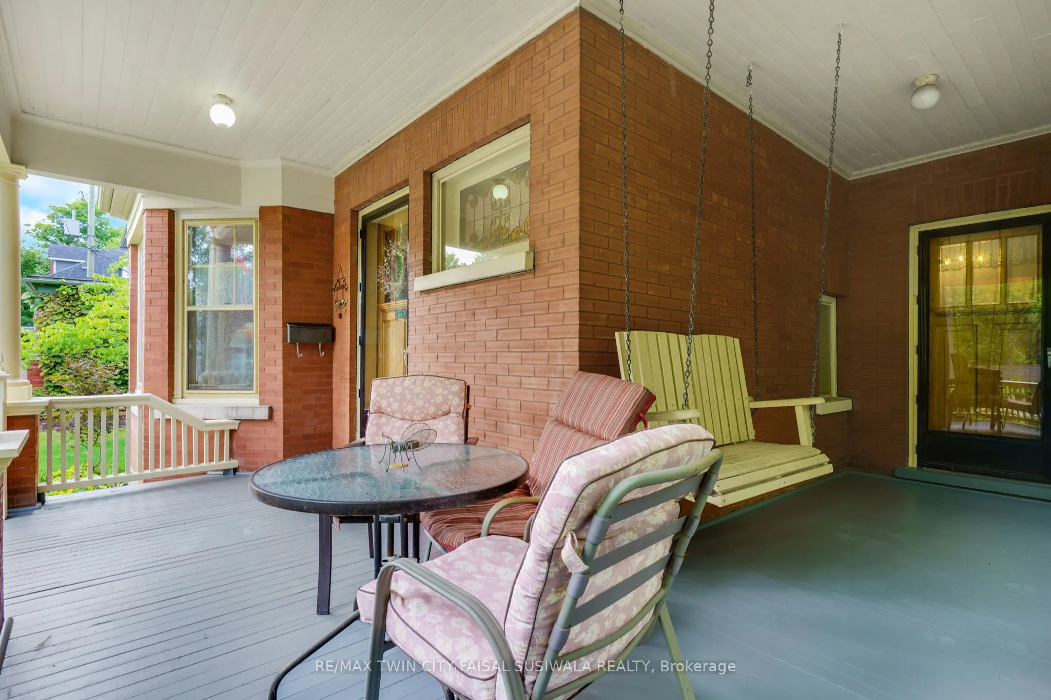 36 Wentworth Avenue