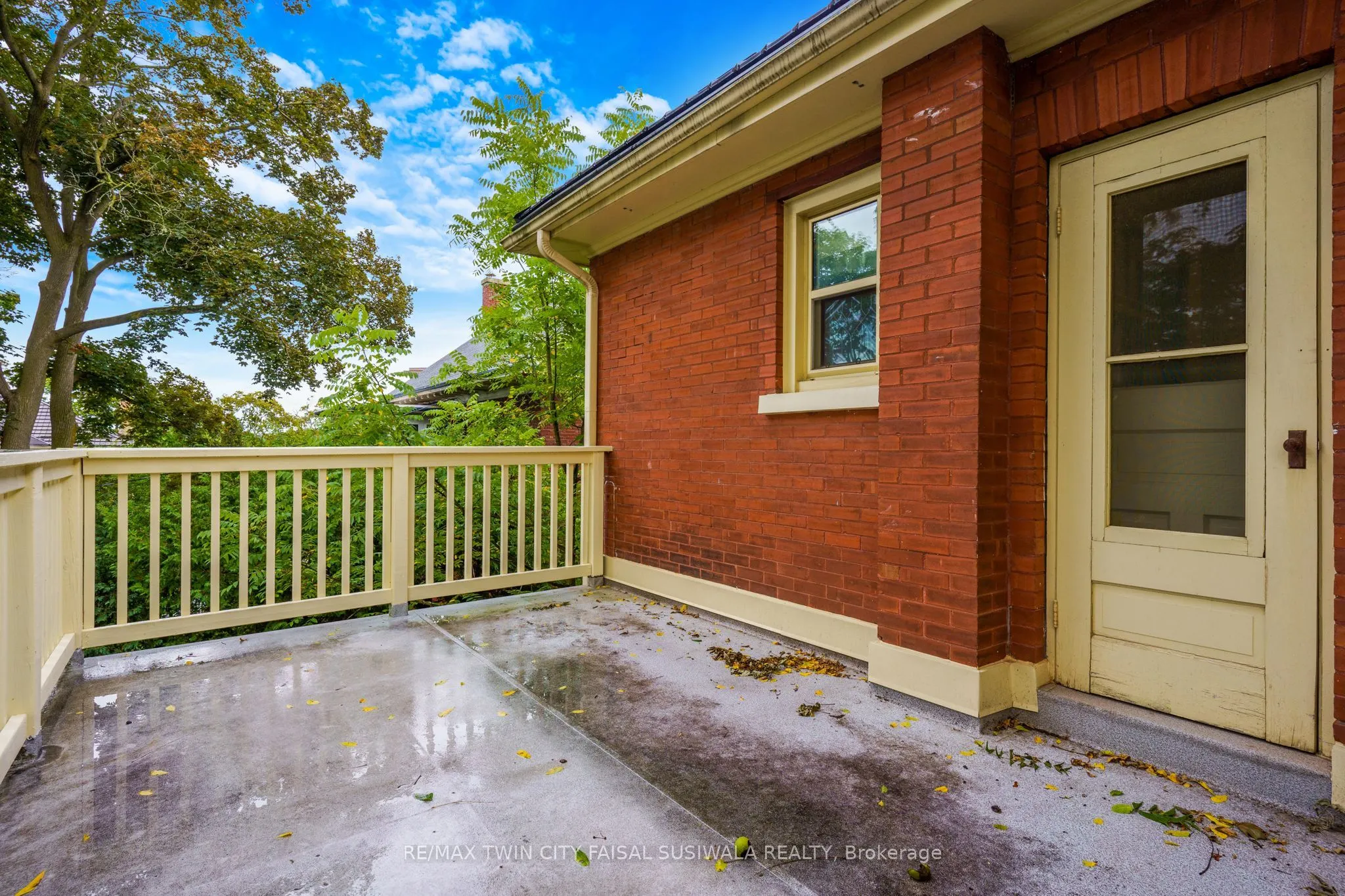 36 Wentworth Avenue