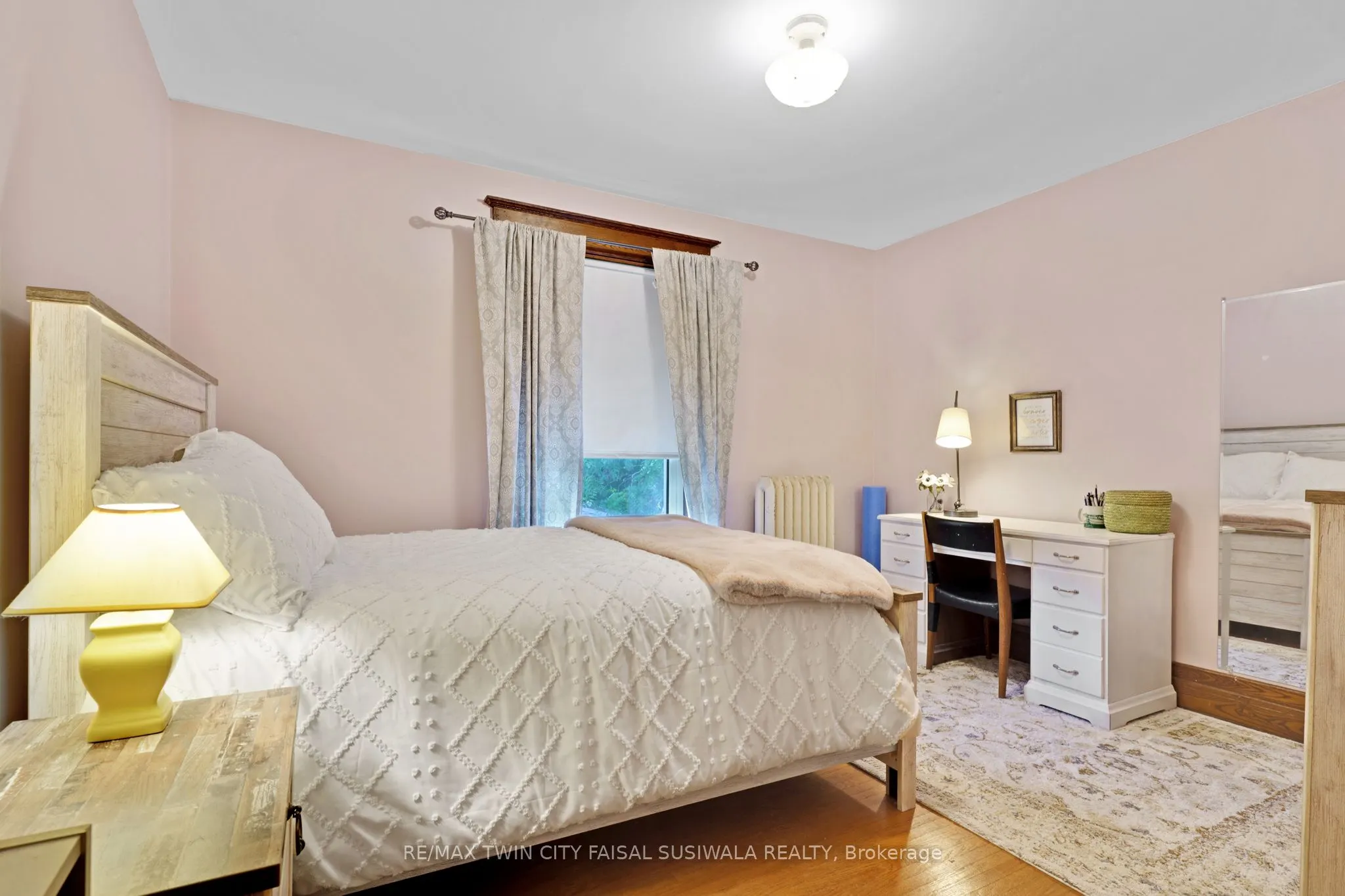 36 Wentworth Avenue