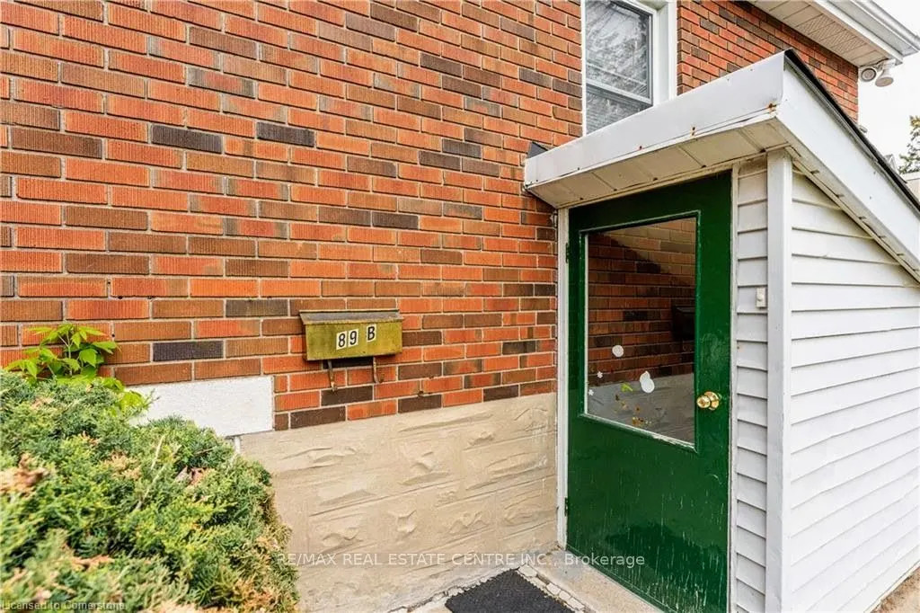 89 Elgin Street N, #B