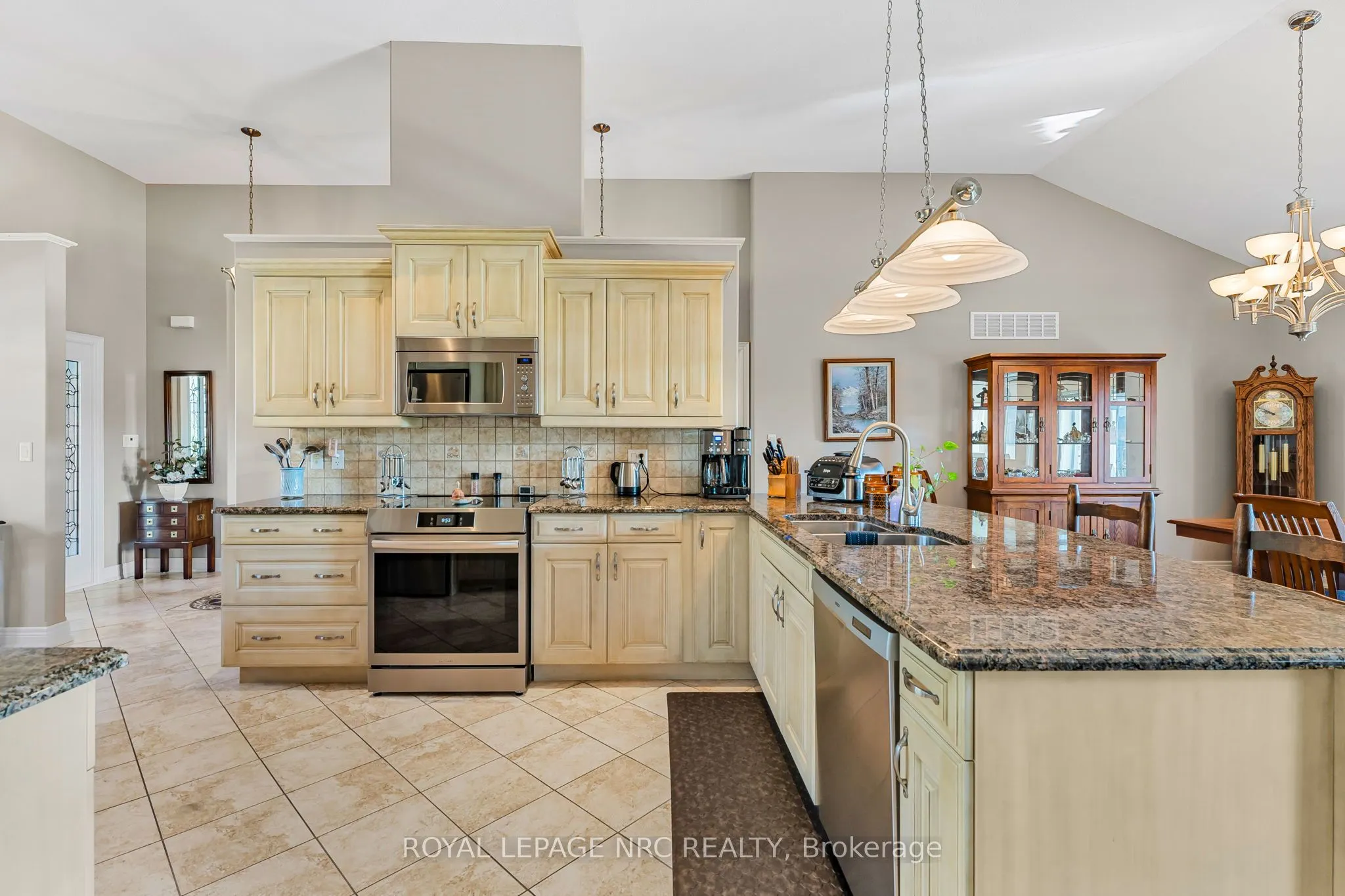 158 Sunrise Court