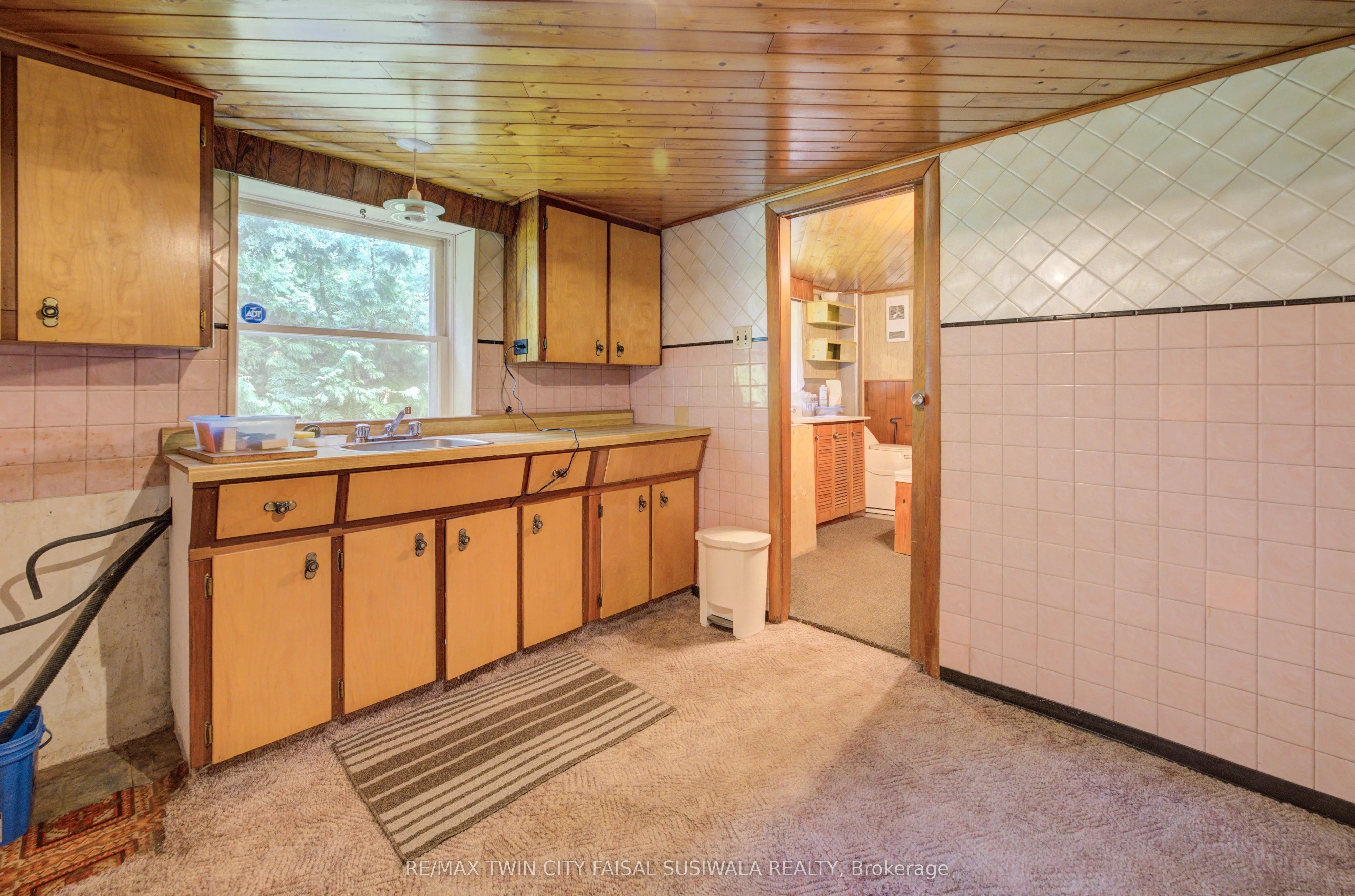 377 River Road