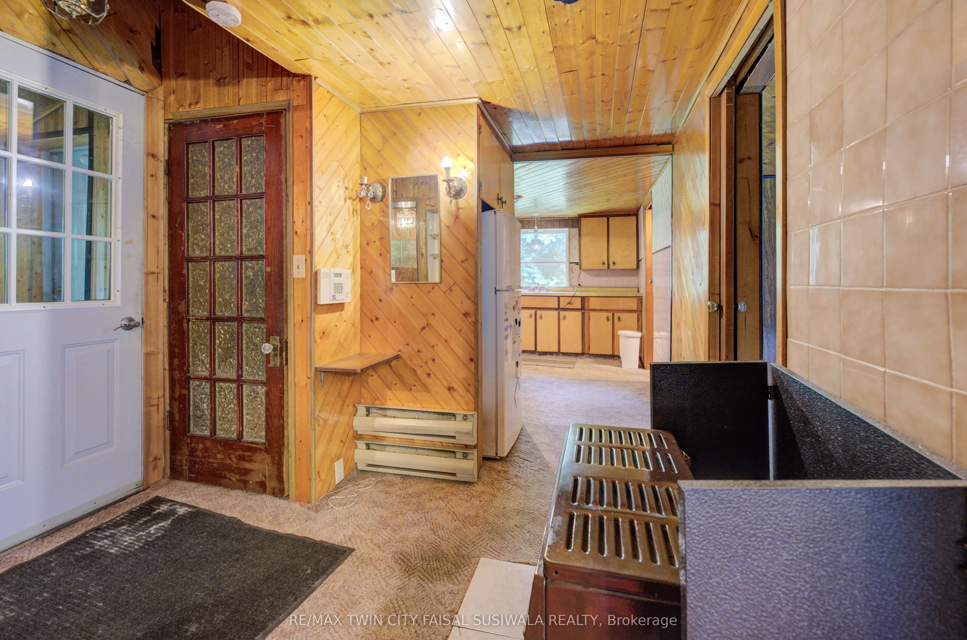 377 River Road