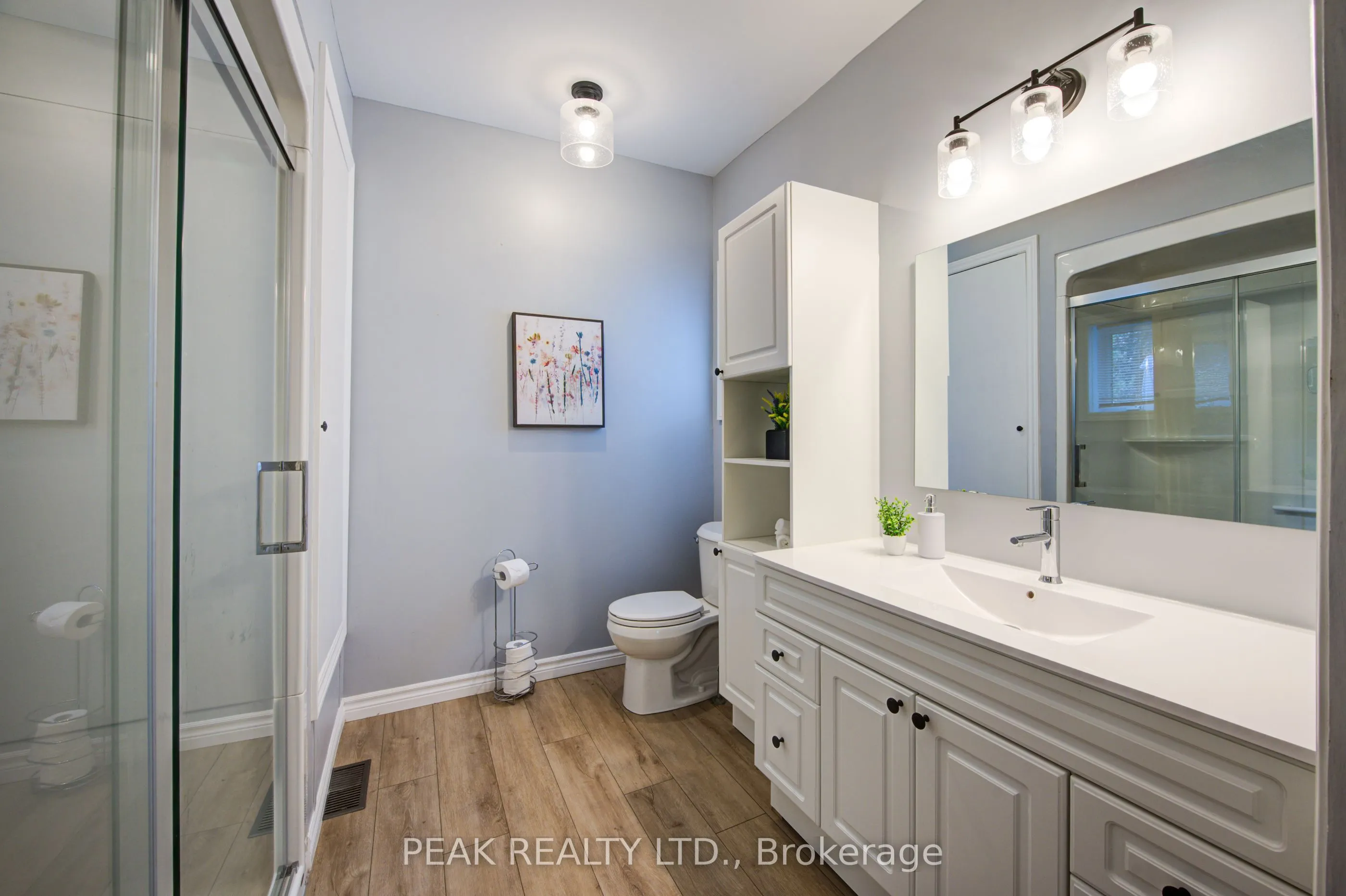 37 Decew Street W