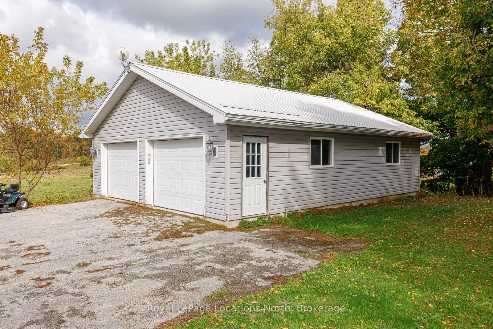 788070 Grey Road 13