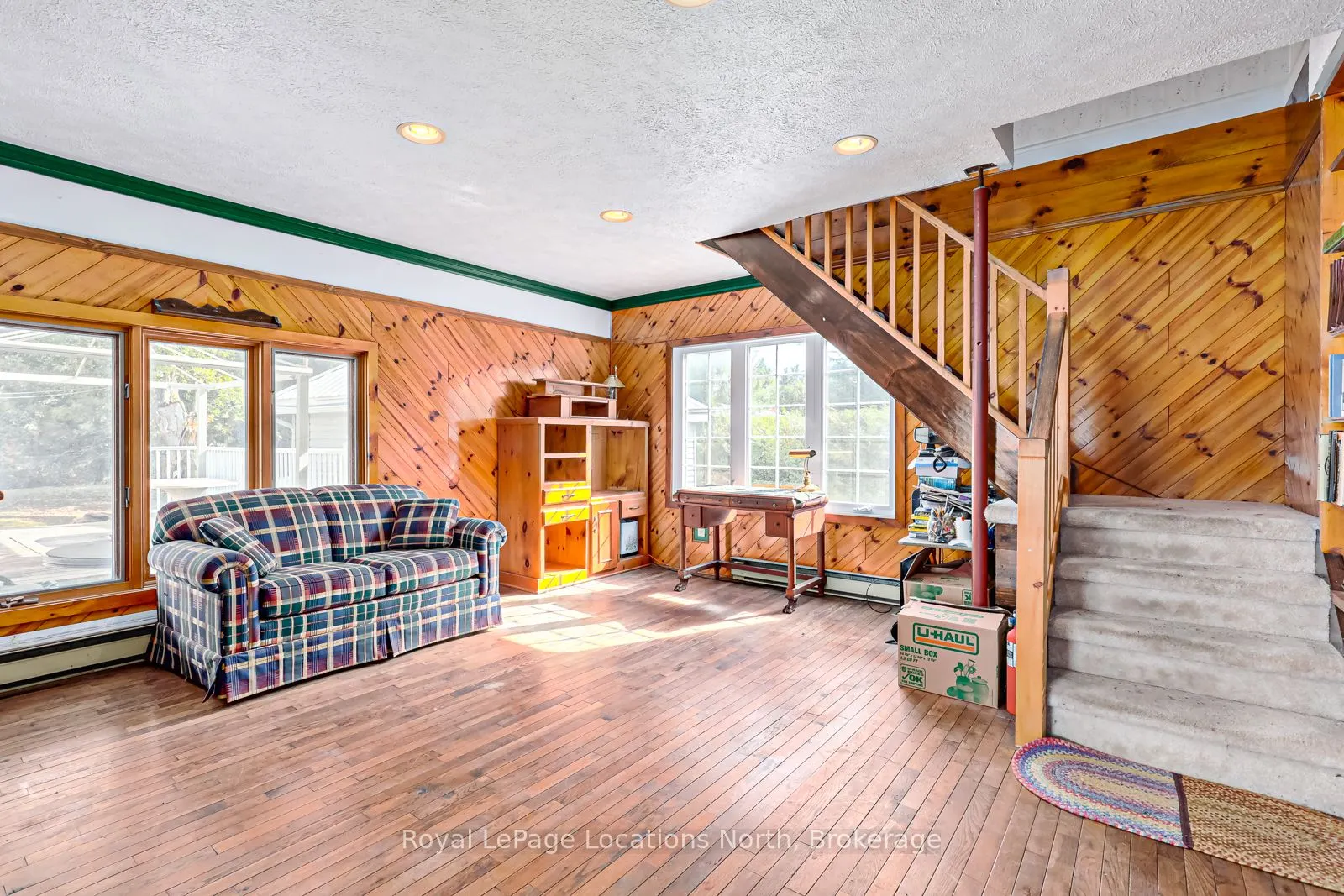 788070 Grey Road 13