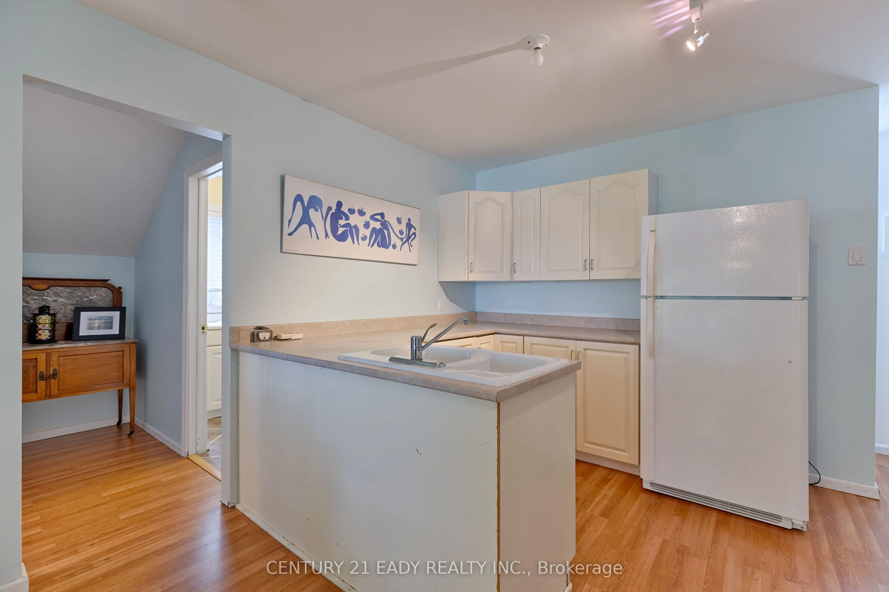 671 Graphite Bay Road