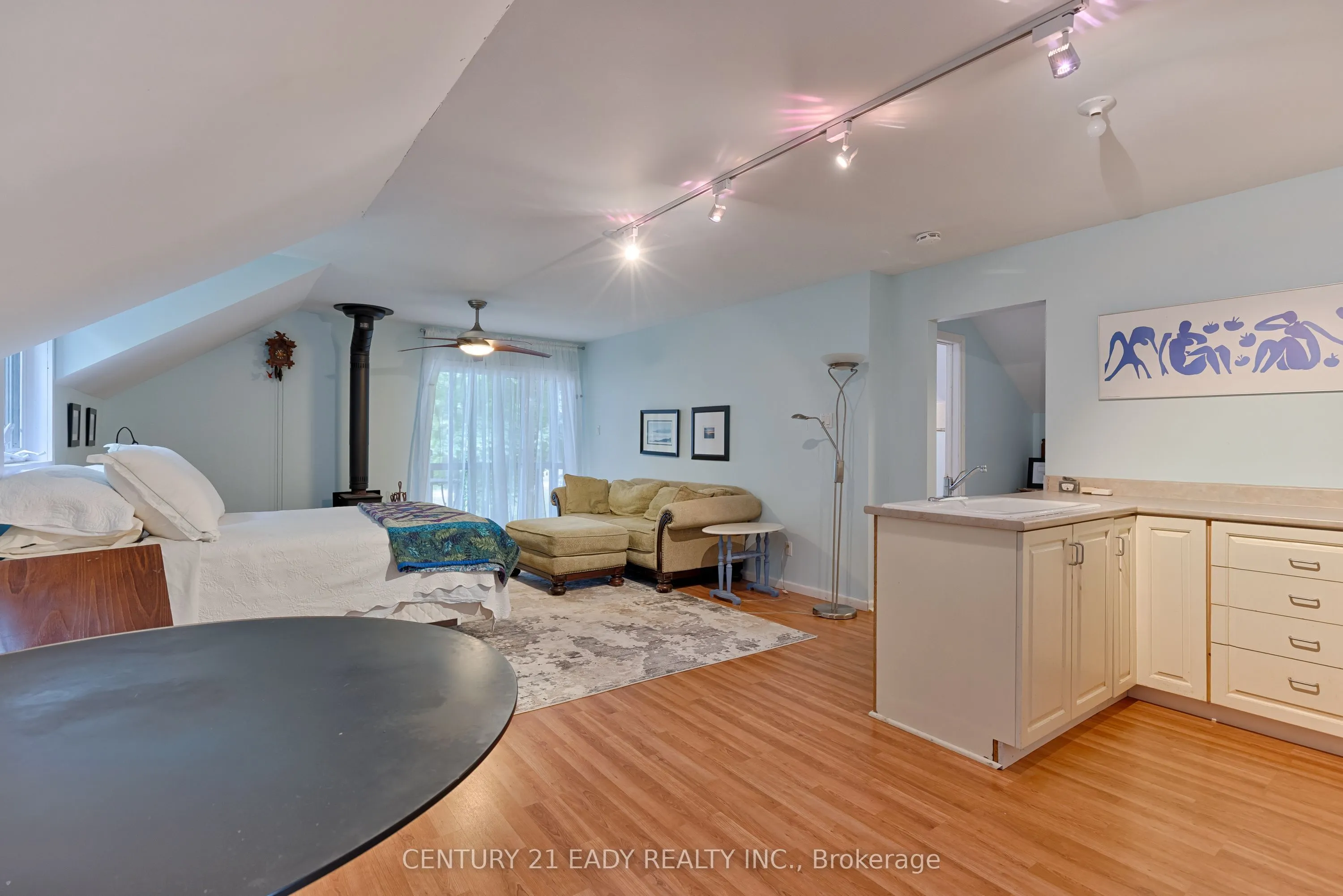 671 Graphite Bay Road