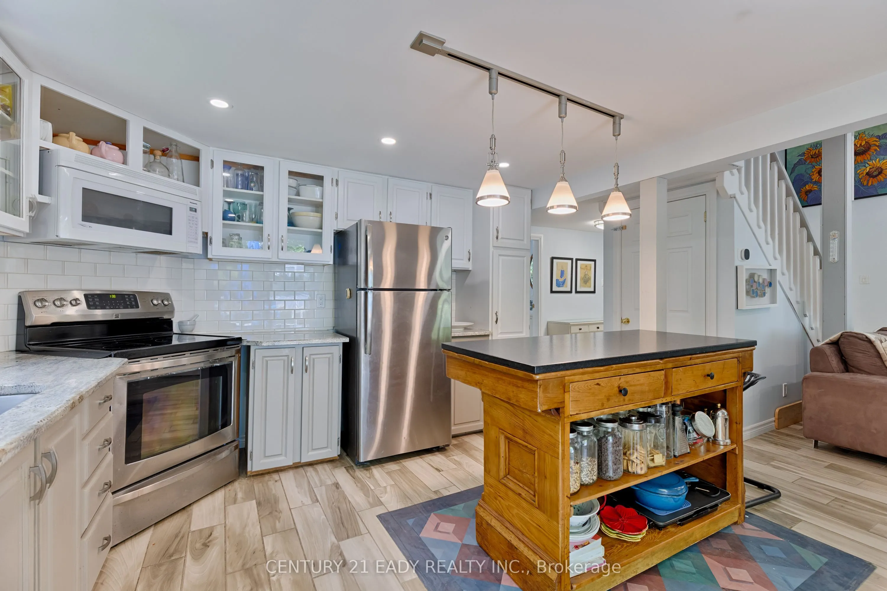 671 Graphite Bay Road