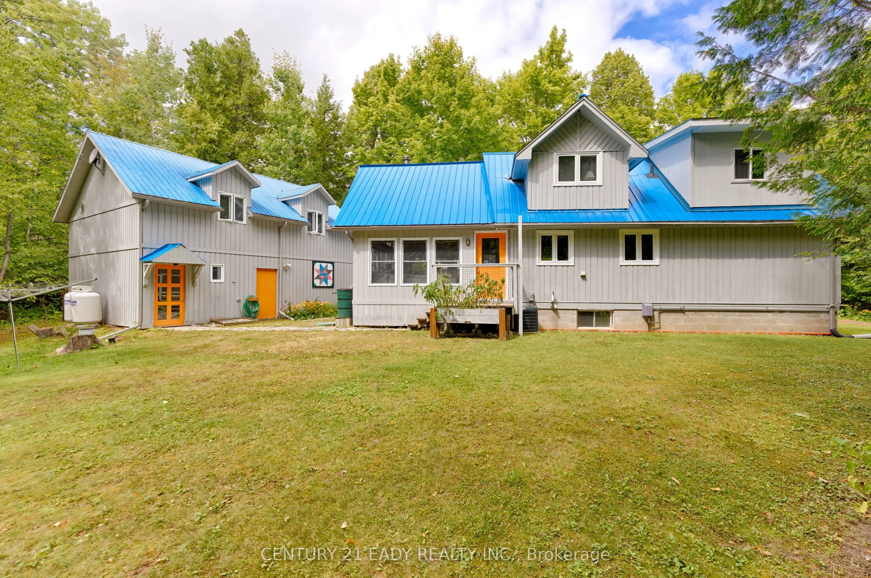 671 Graphite Bay Road