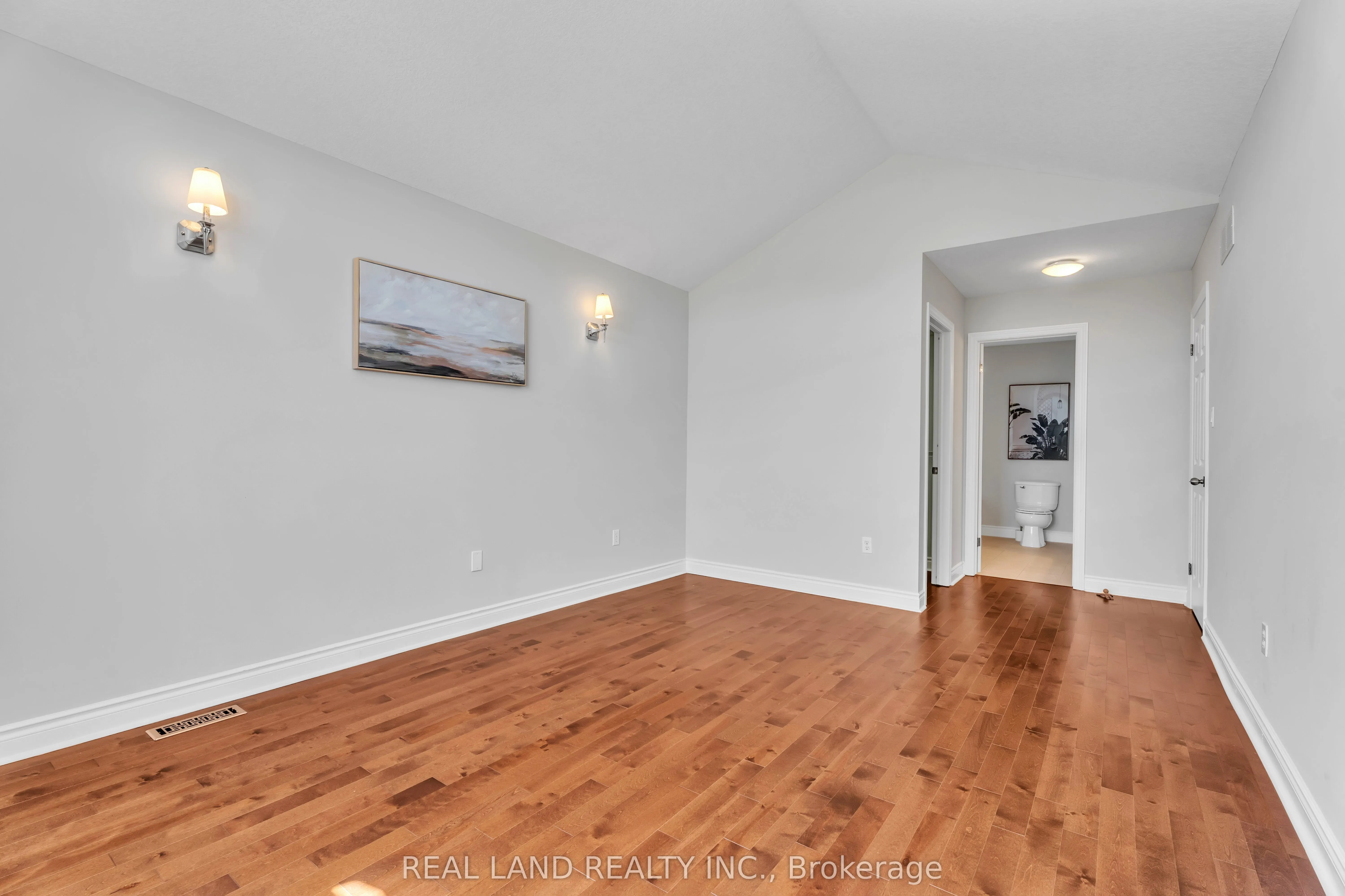 364 SKYLINE Avenue, #14