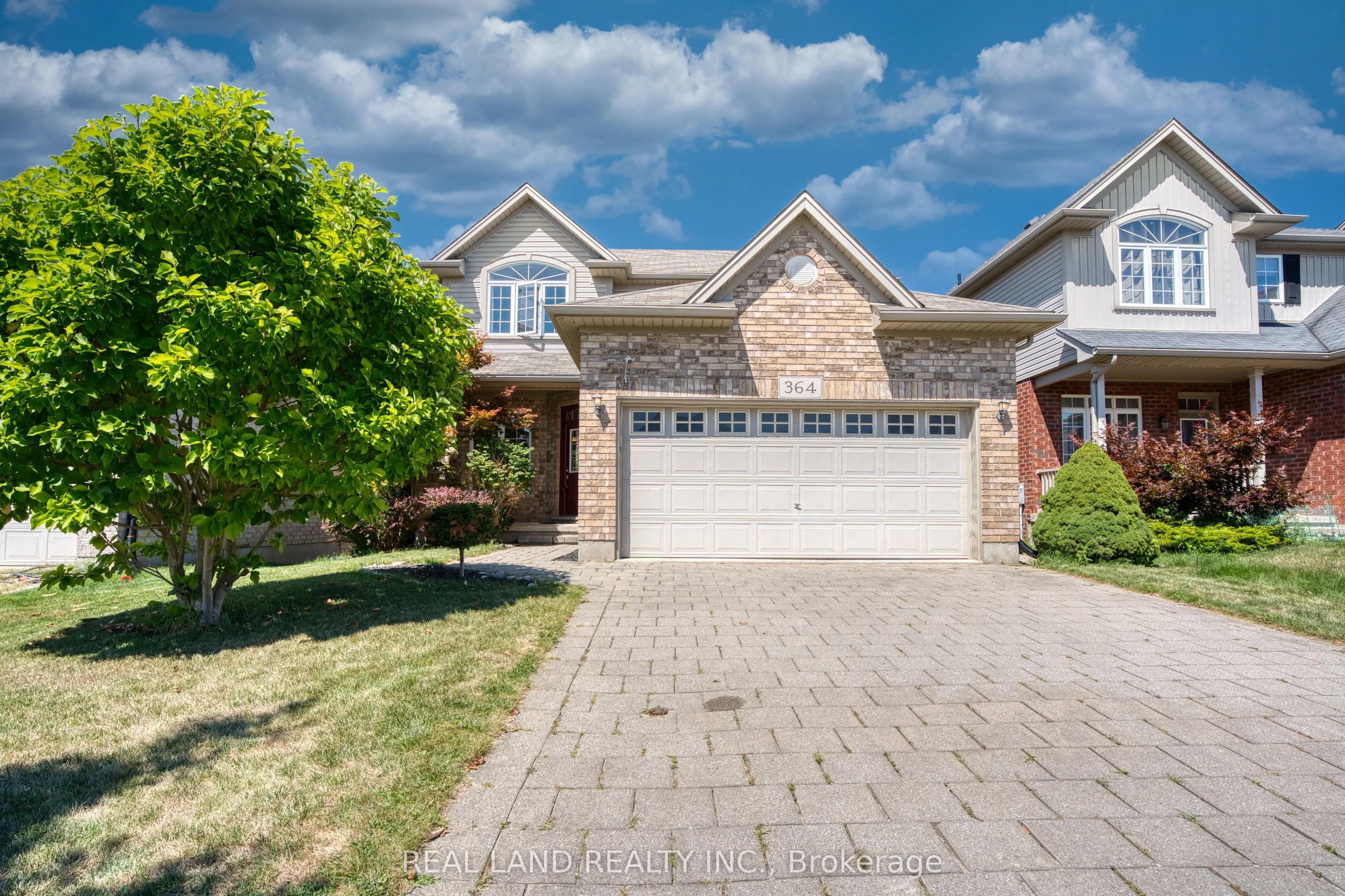 364 SKYLINE Avenue, #14