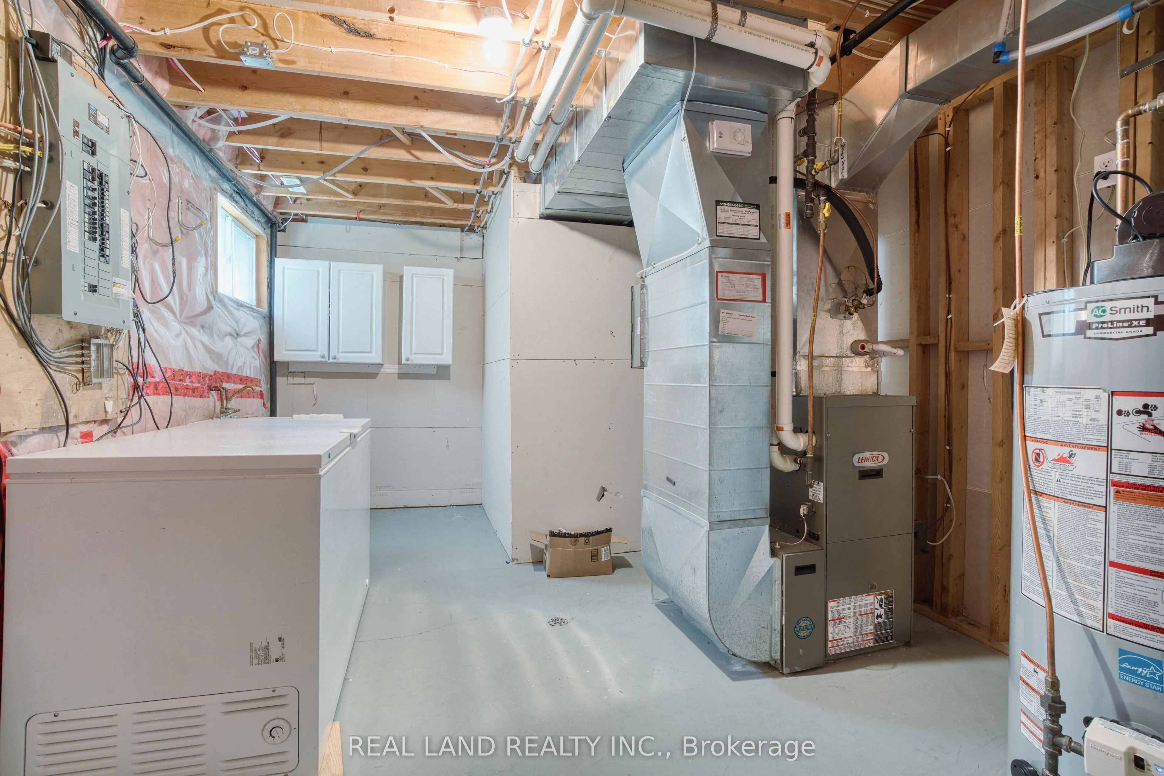 364 SKYLINE Avenue, #14