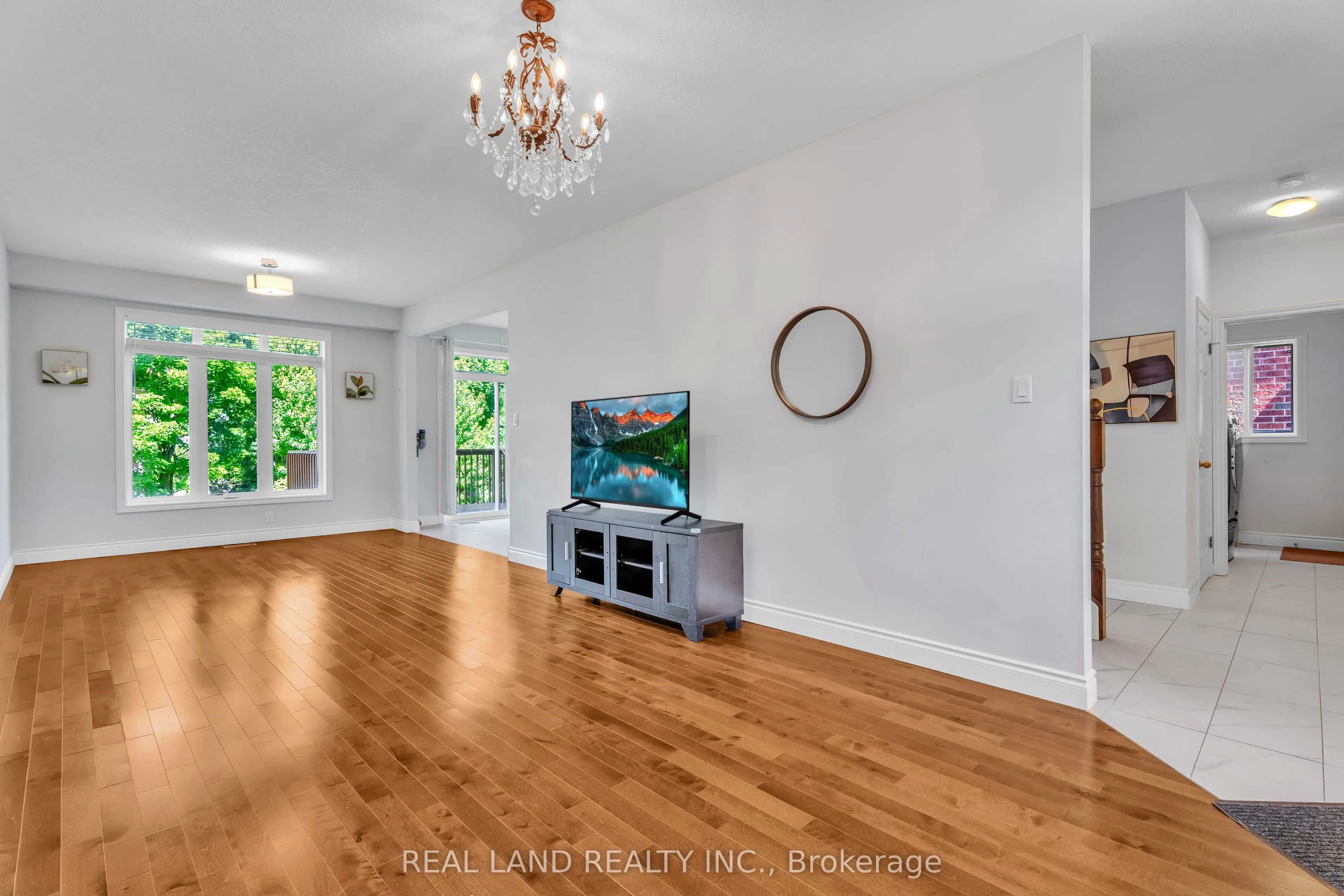364 SKYLINE Avenue, #14