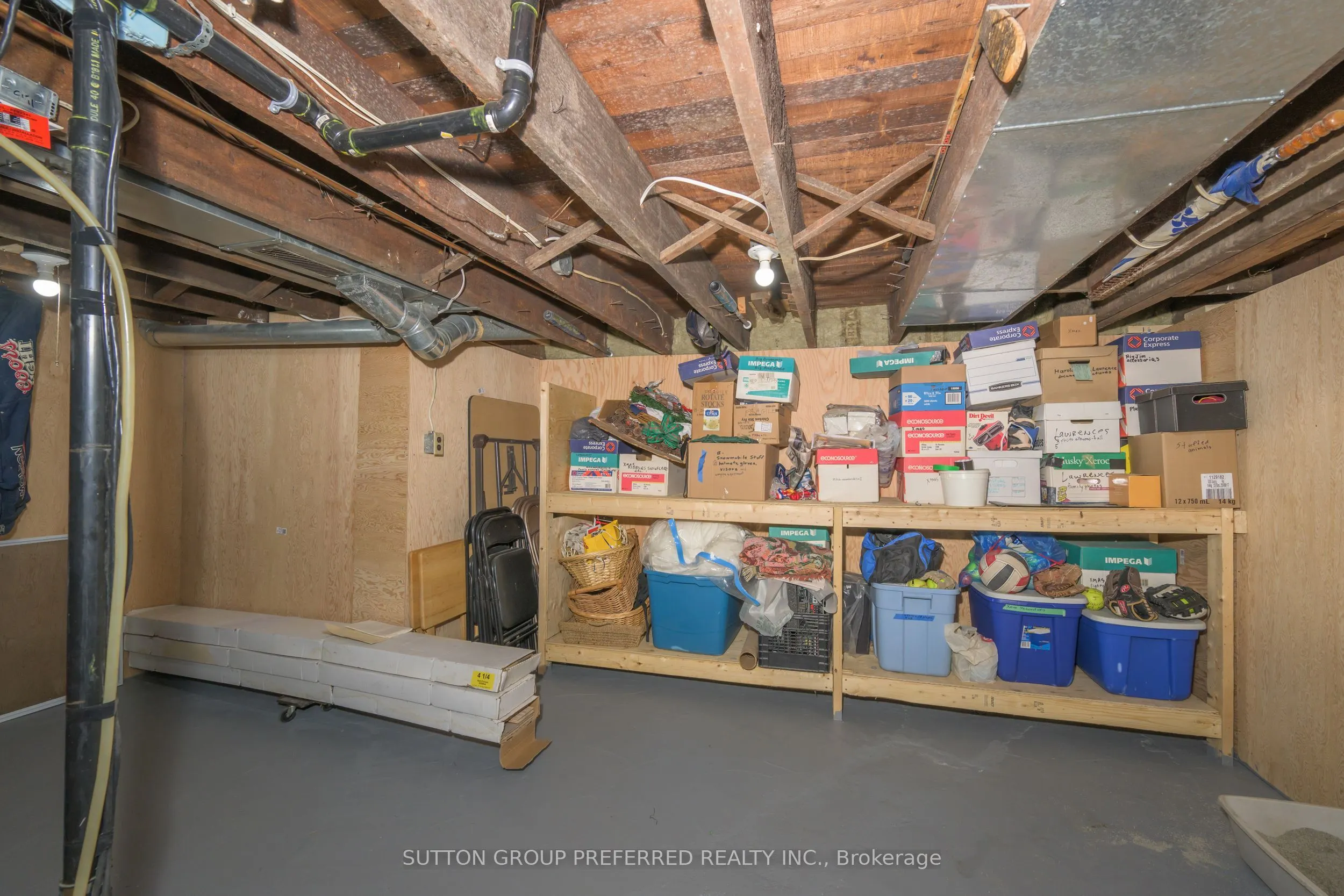 447 Woodman Avenue