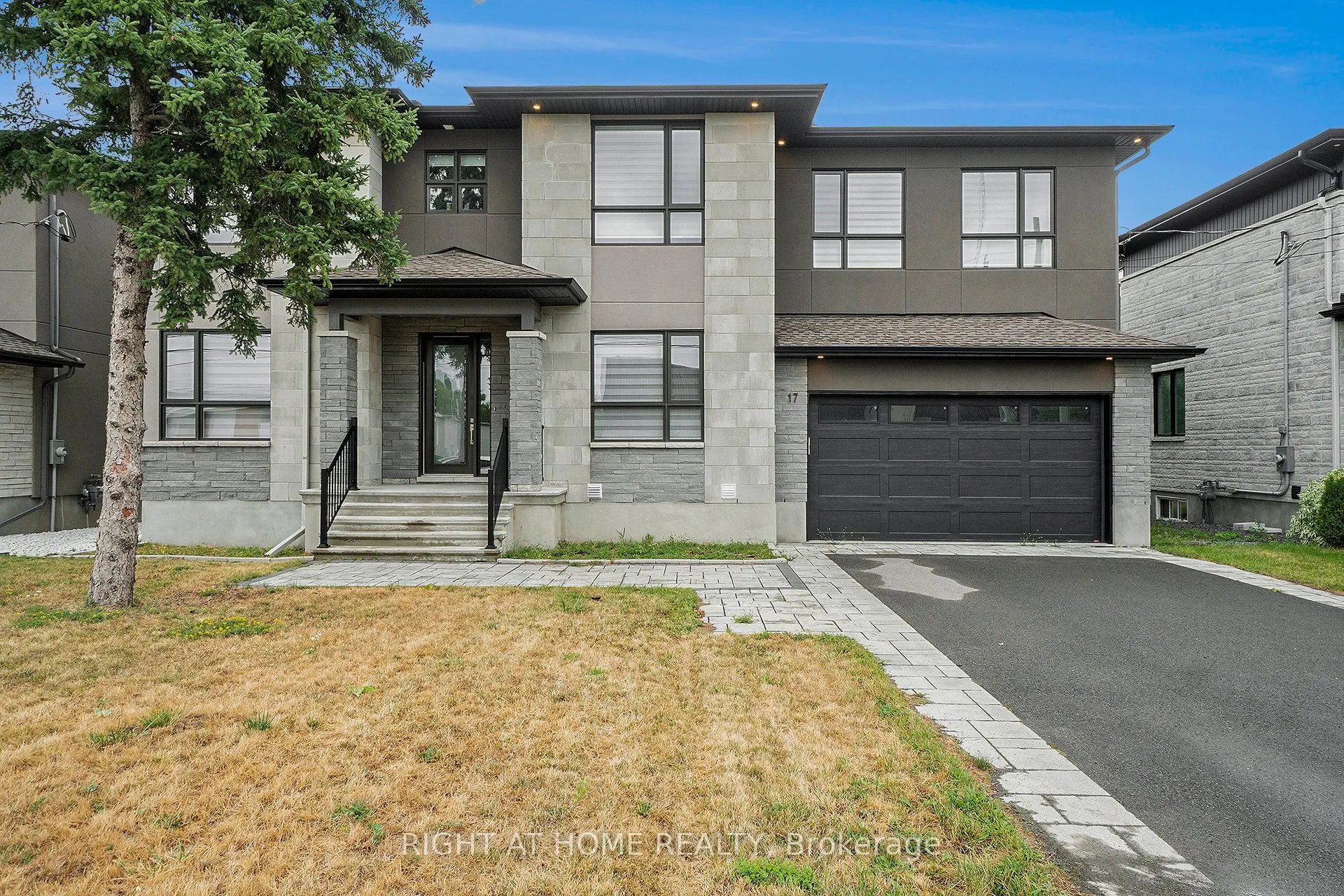 17 Rideau Heights Drive