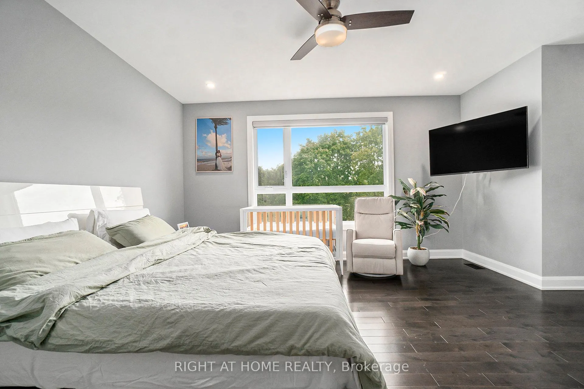 17 Rideau Heights Drive