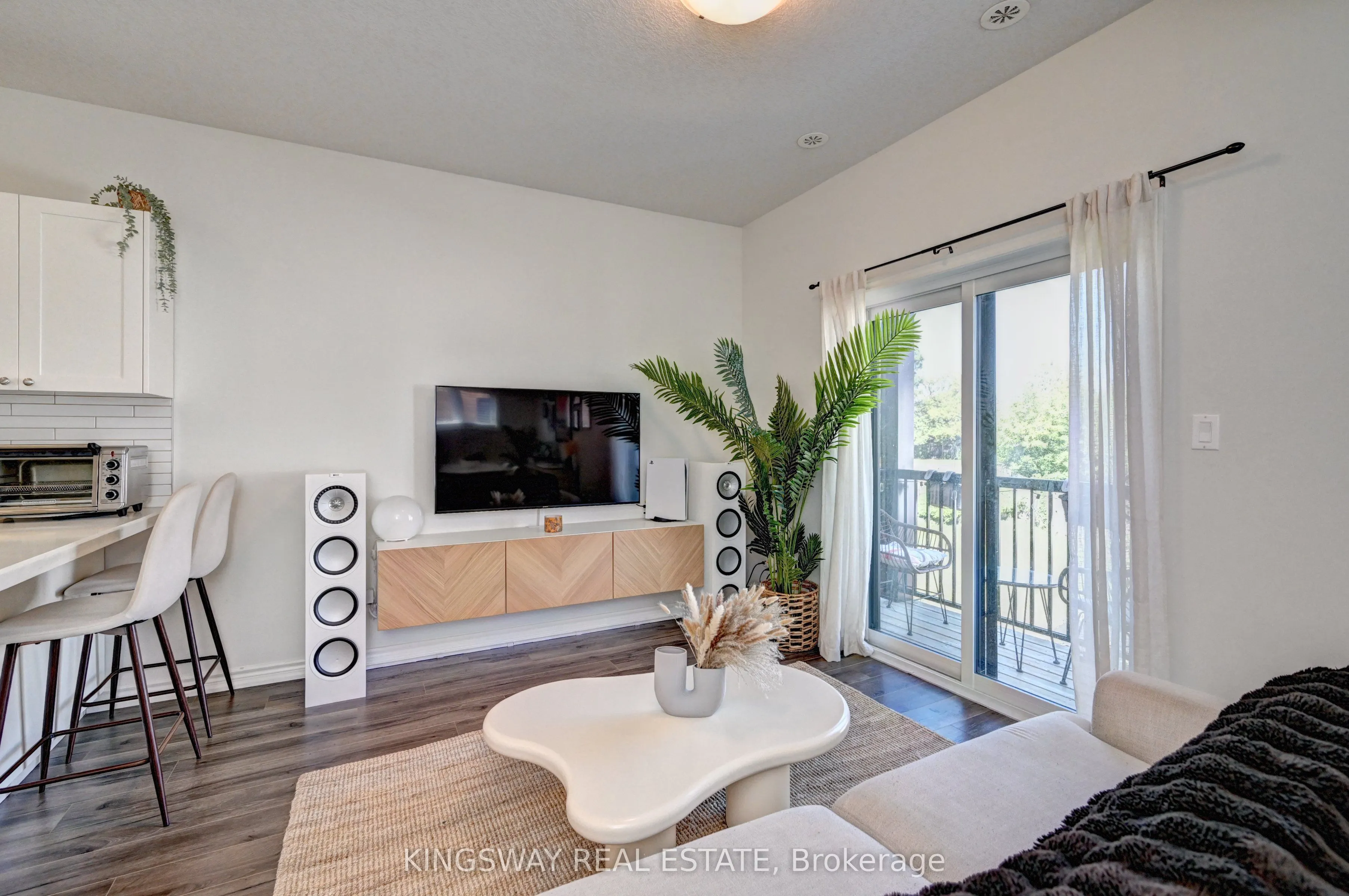 164 Heiman Street, #7C