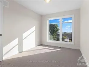 531 Lourmarin Private, #531