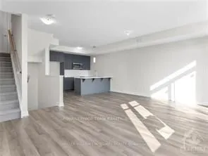 531 Lourmarin Private, #531
