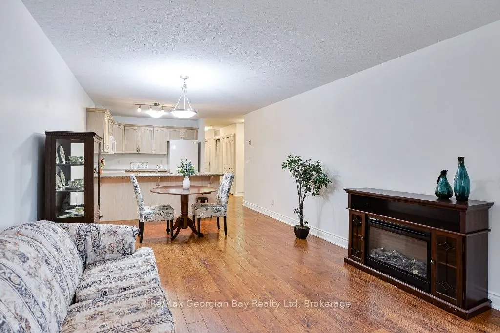 10A KIMBERLEY Avenue, #206